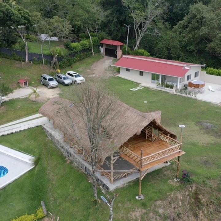 Villeta Casa de Campo caracoli spa