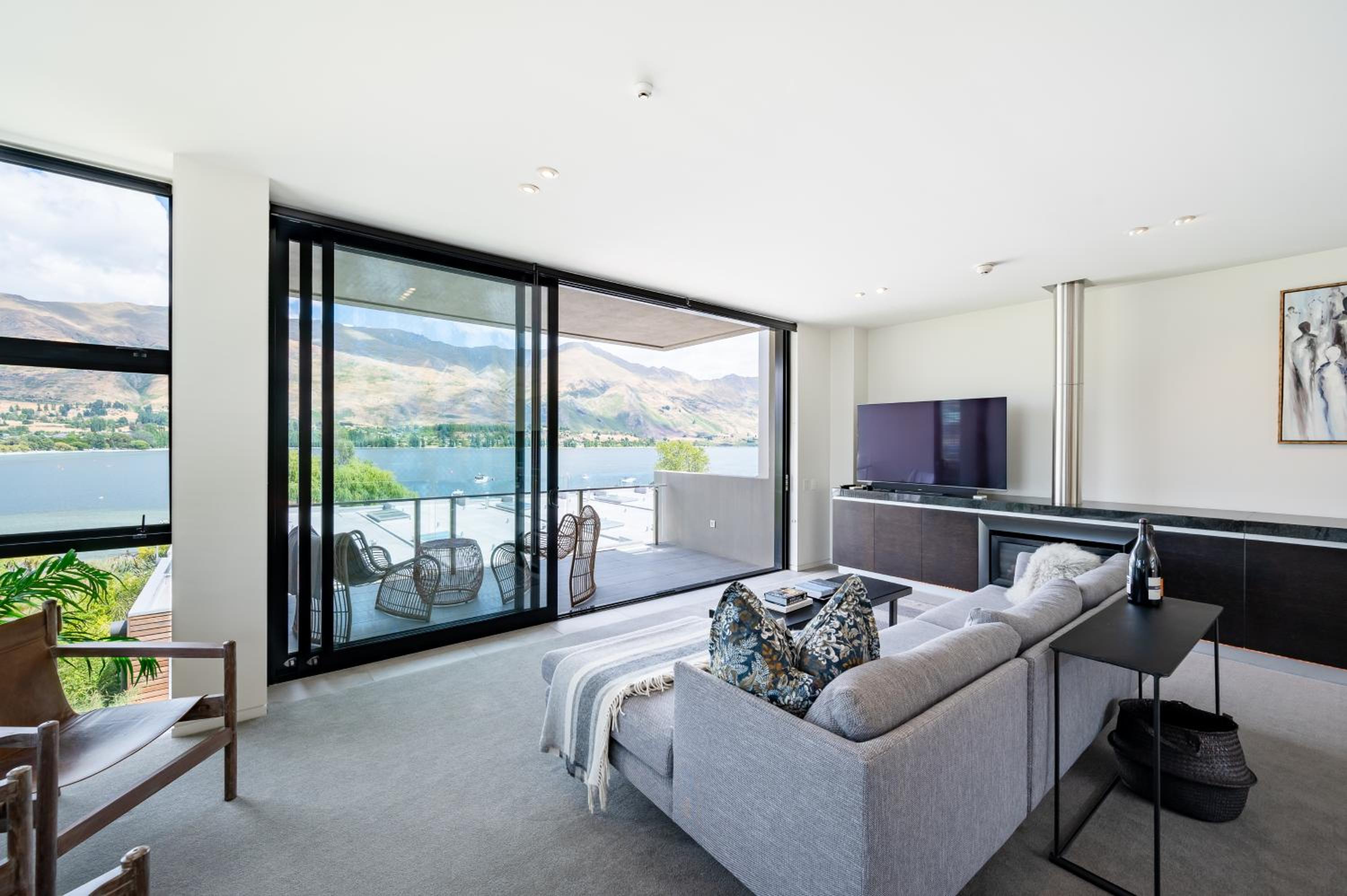 Hana Apartment by Sotheby's Luxury Rental Homes