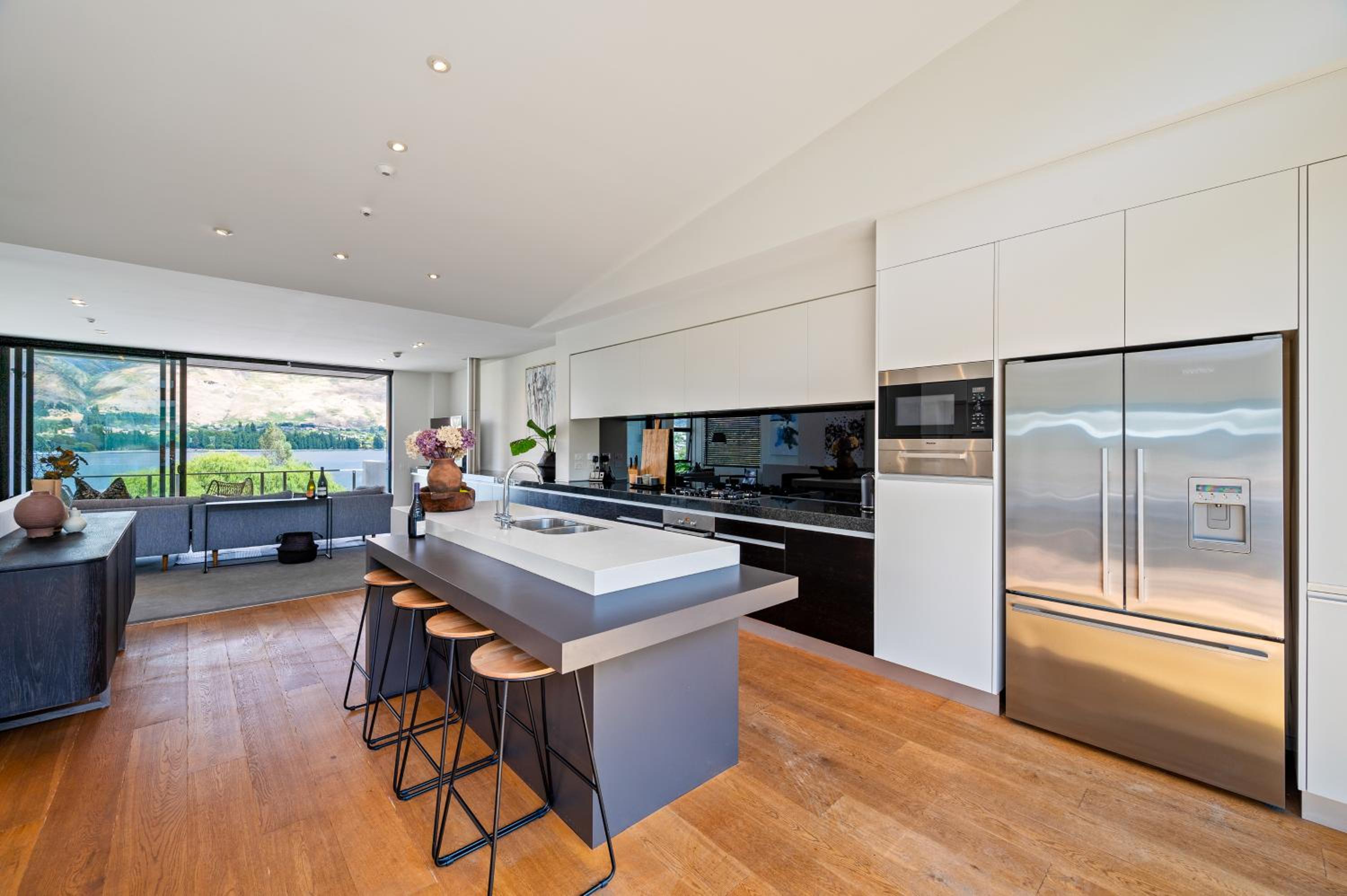 Hana Apartment by Sotheby's Luxury Rental Homes