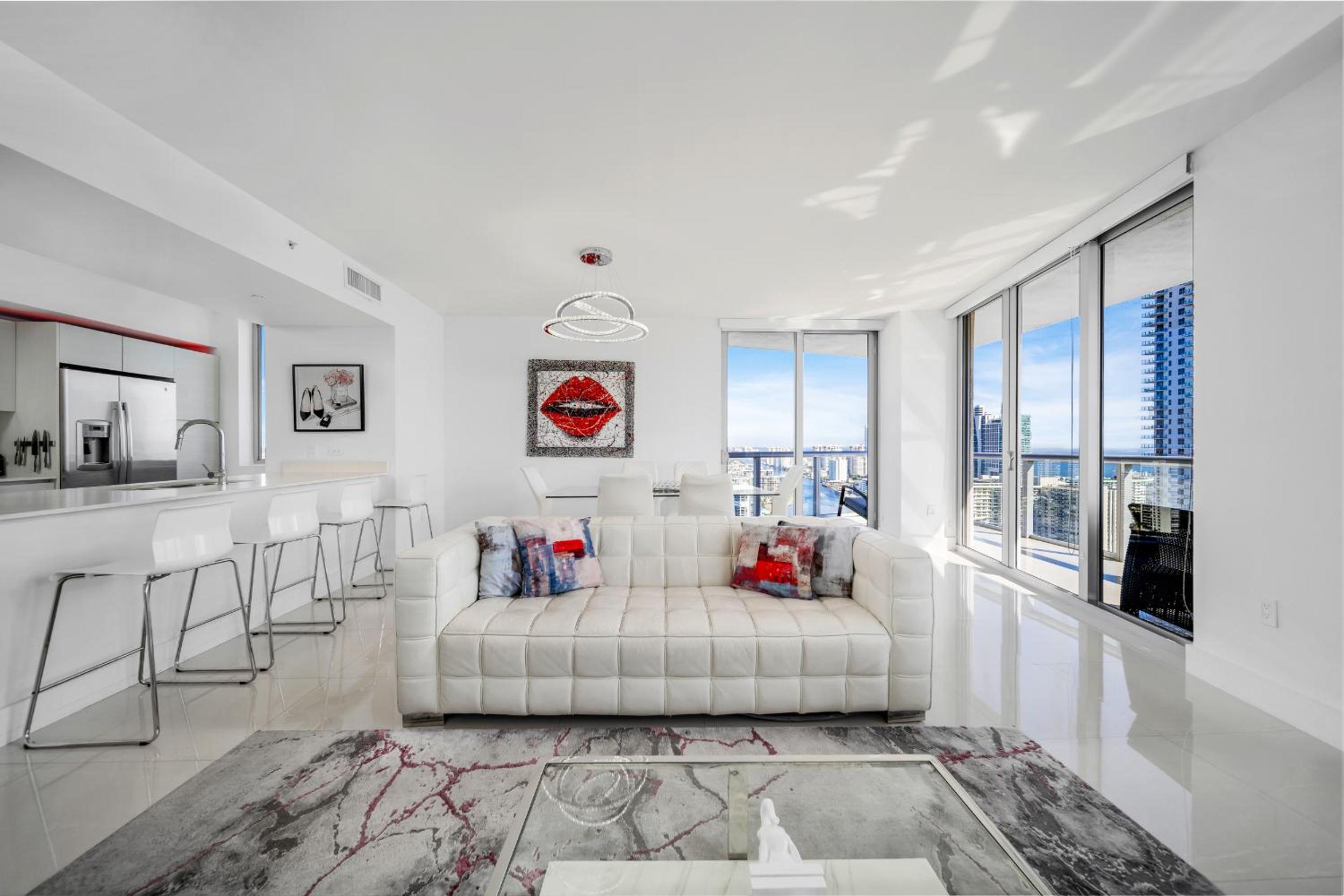 Beachwalk Resort - Waterfront huge 3-Bedroom apartment with direct ocean-view! - Image 3