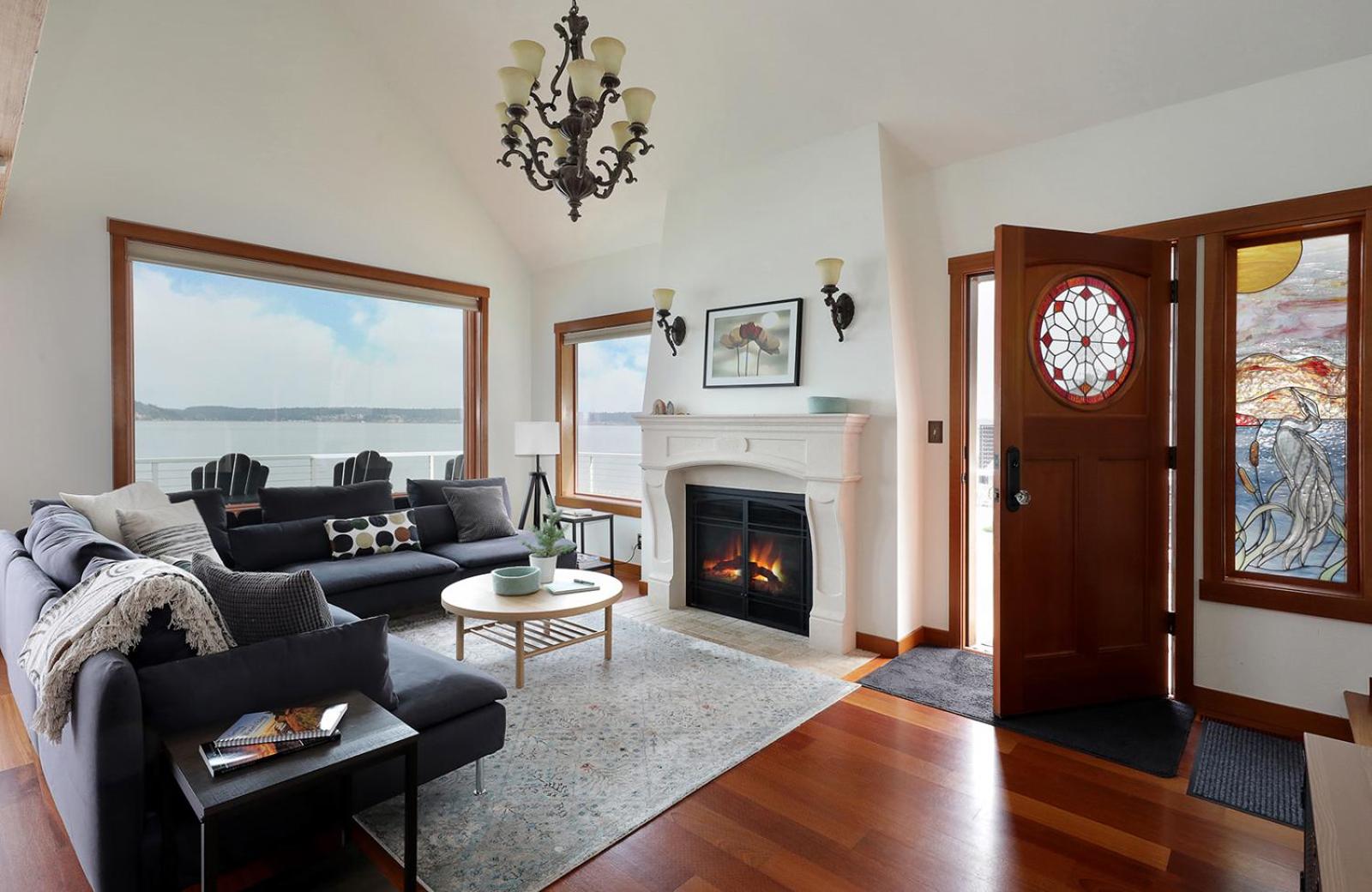 WhidbeyBeachHouse, an Oceanfront Getaway on a Private Beach view 3