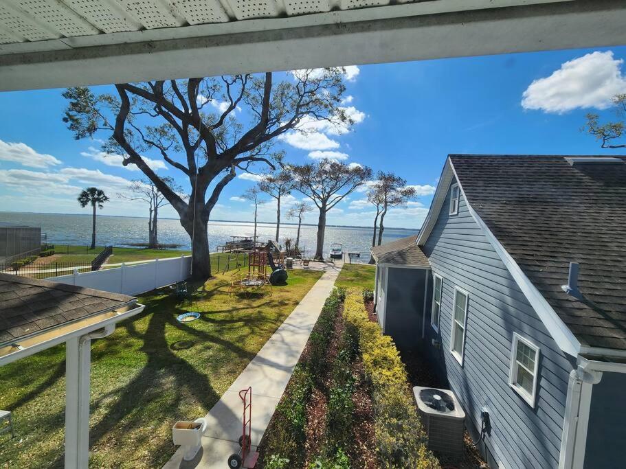 Paradise on Lake Harris Apt #202 view 5