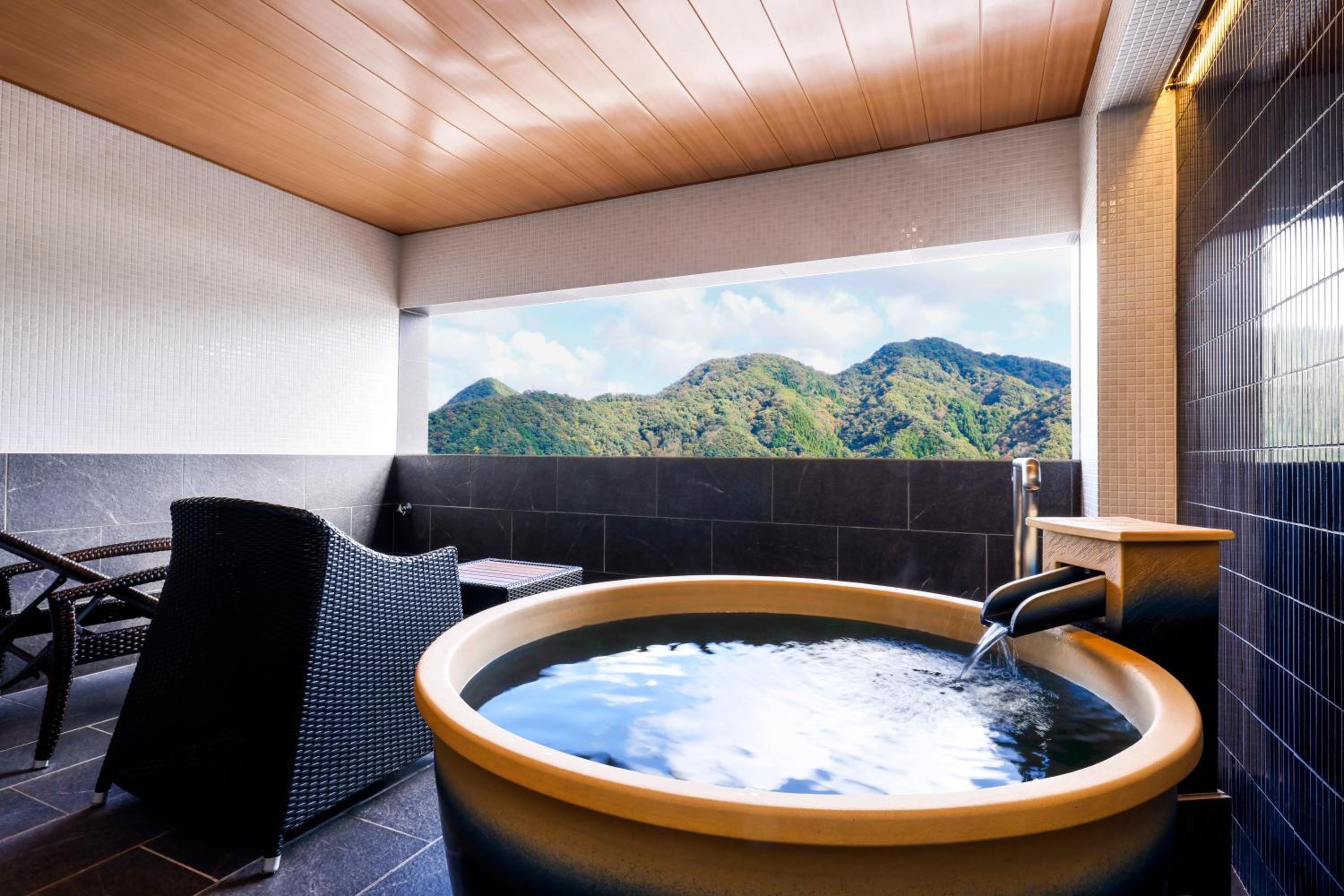 Kawaguchiya Kinosaki Riverside Hotel