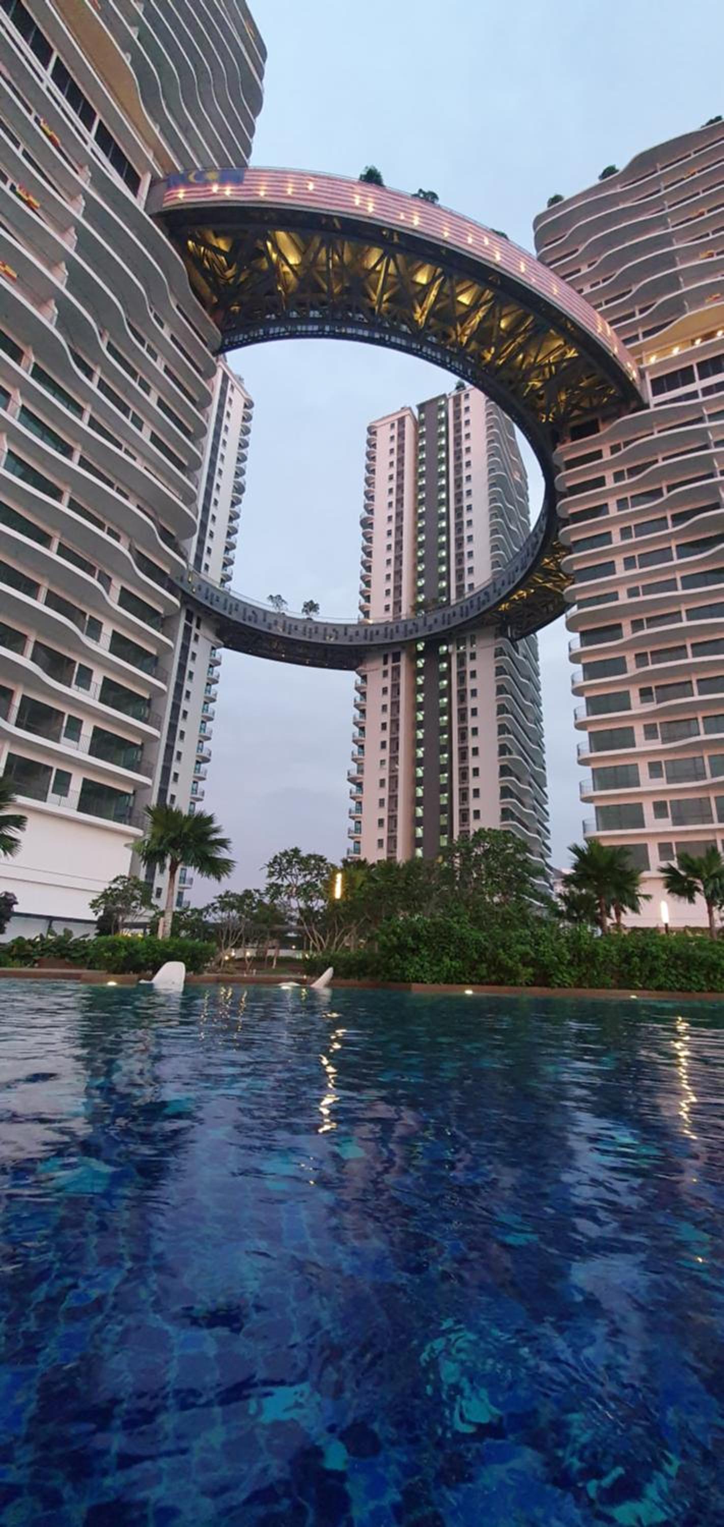Studio near KLCC and LRT with superb view
