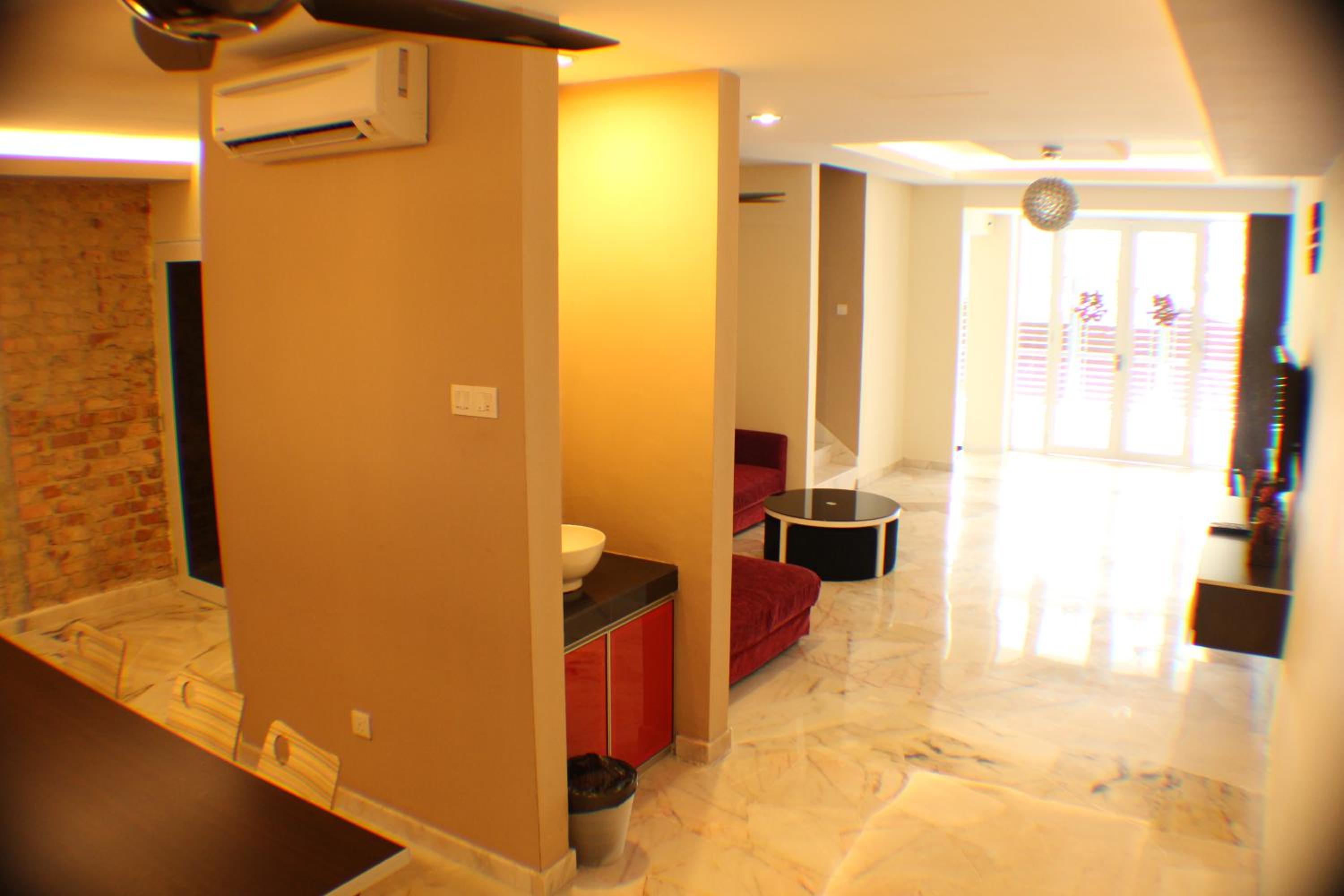 Bercham Vacation House