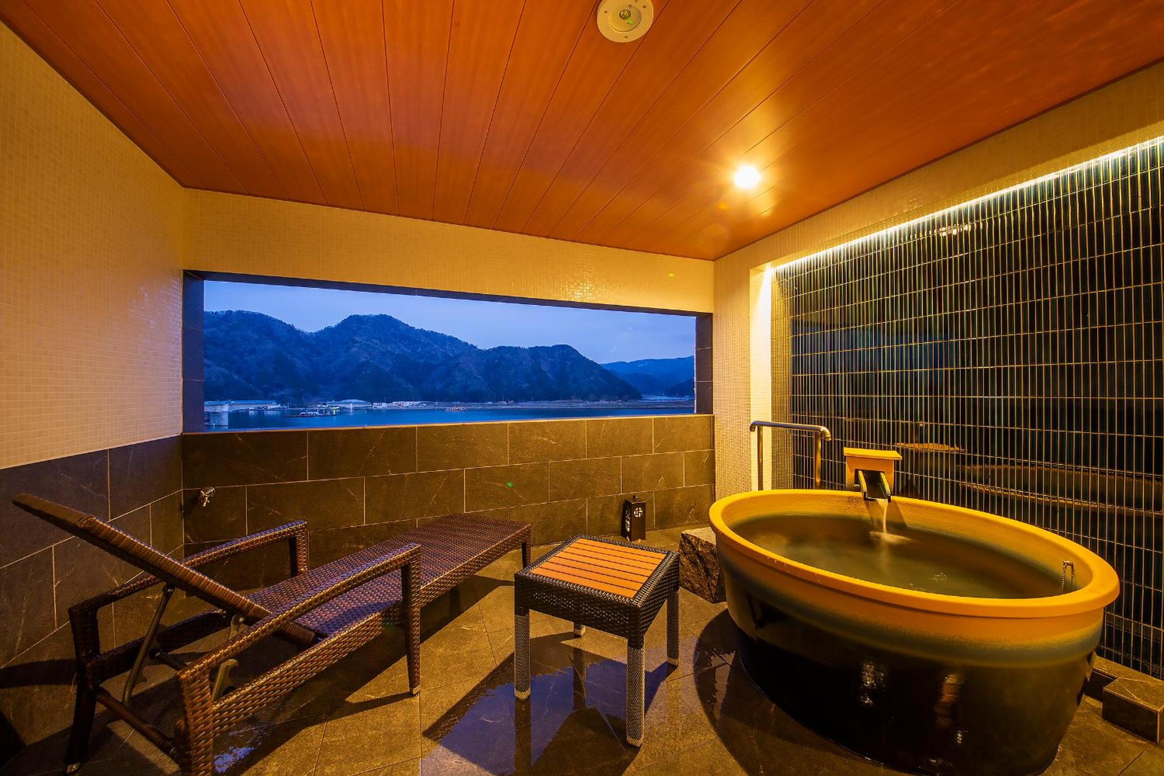 Kawaguchiya Kinosaki Riverside Hotel