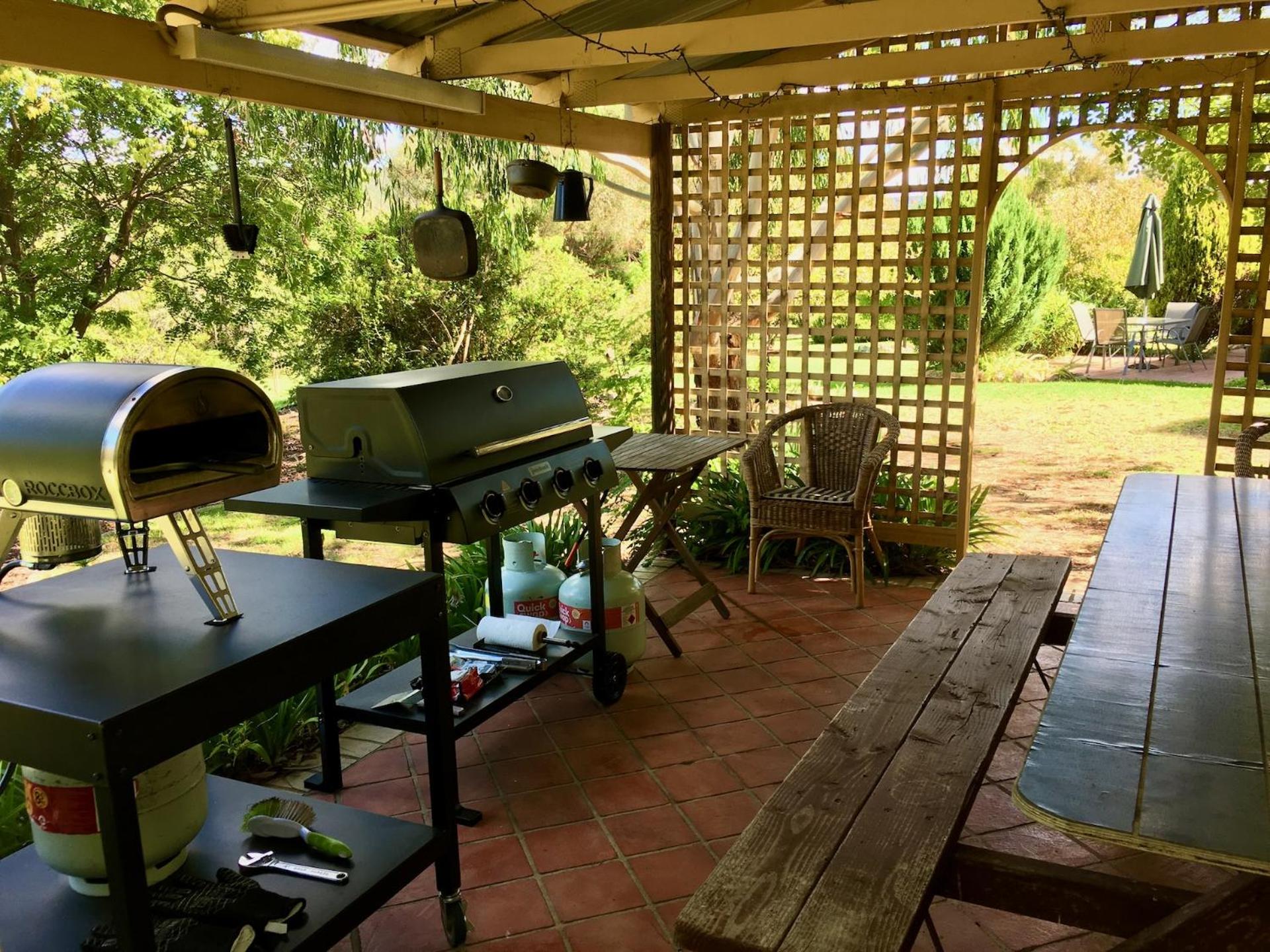 Serena Cottages Beechworth - Your Country Getaway - 2
