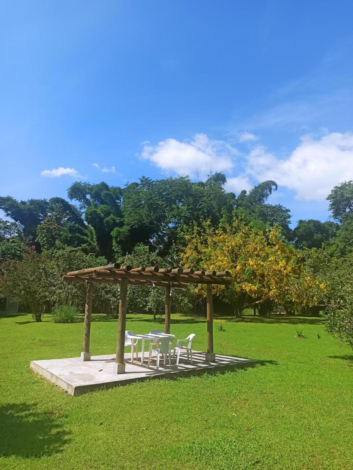 ÉCOisa de Chácara - Casa de Vidro, Casa de Campo