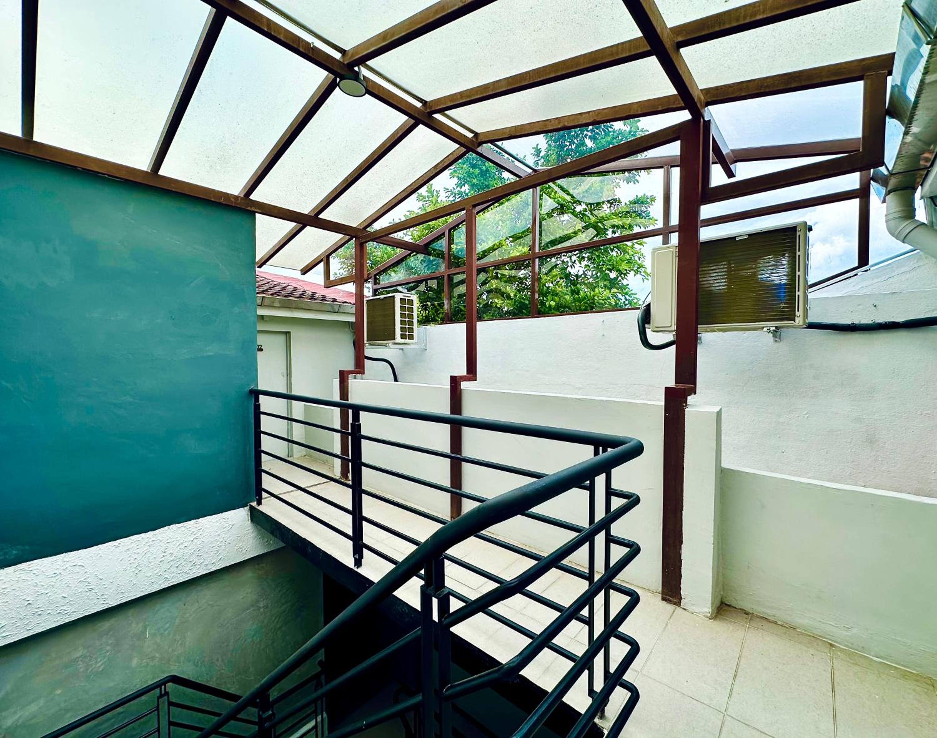 Armenian Guest House by LOLZ for 22pax photo 2