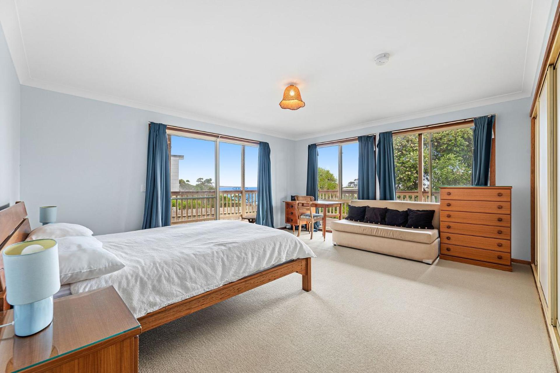54 Noble Parade