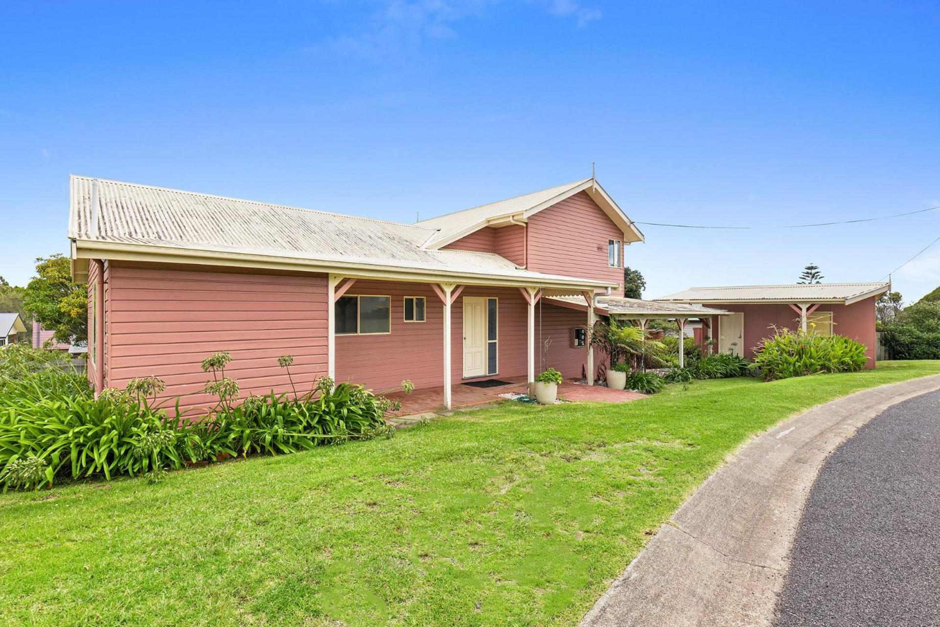 54 Noble Parade