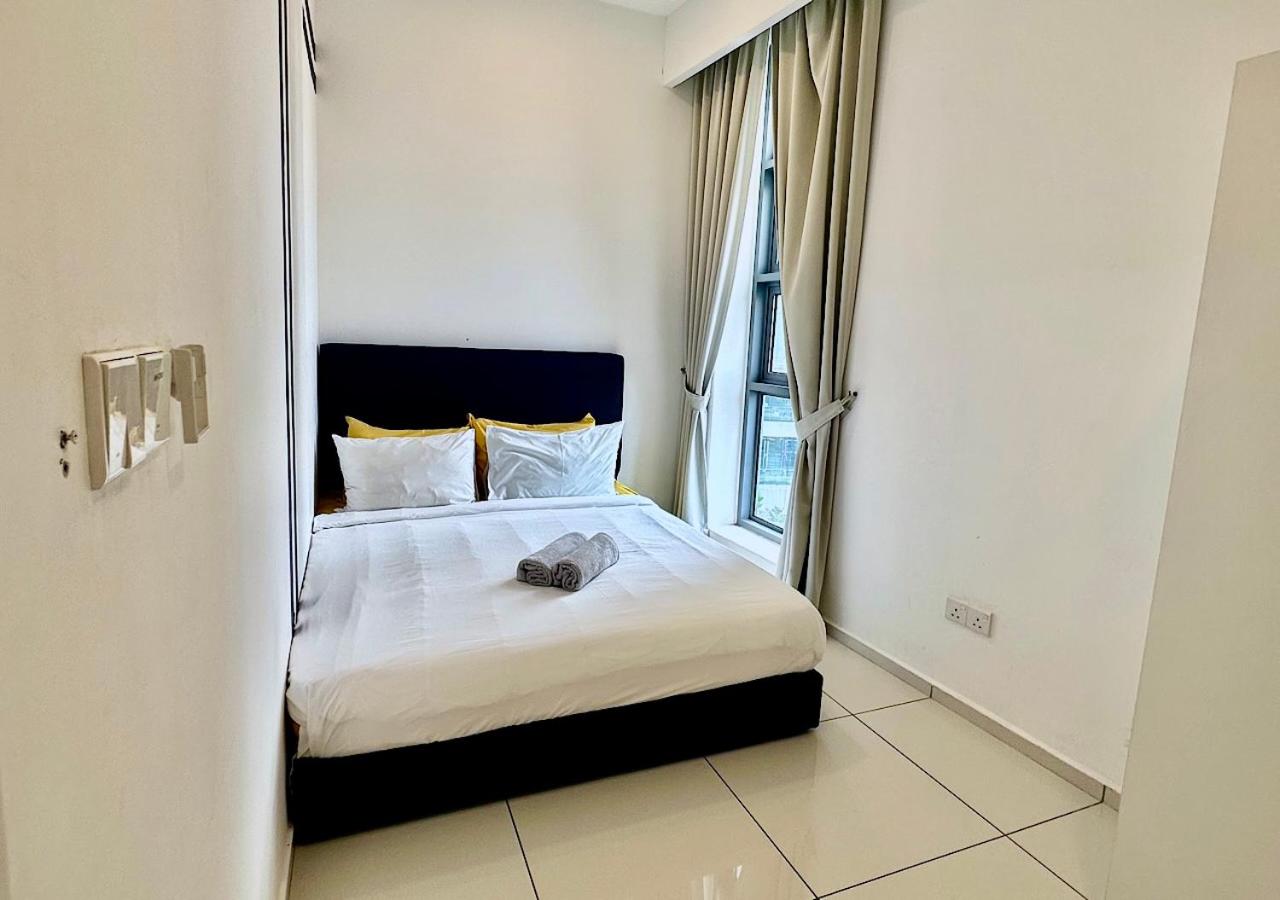 Robertson PanoramaKL Suites