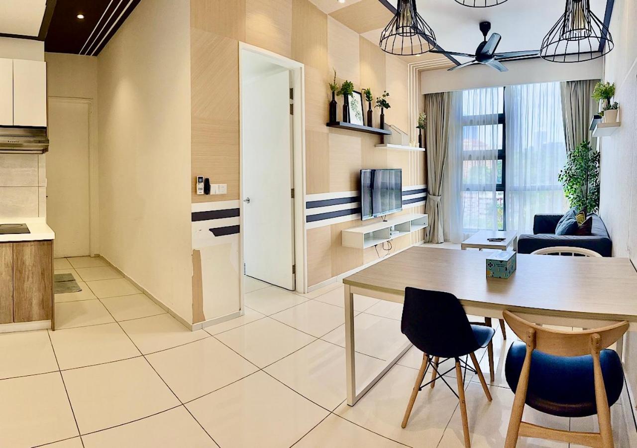 Robertson PanoramaKL Suites