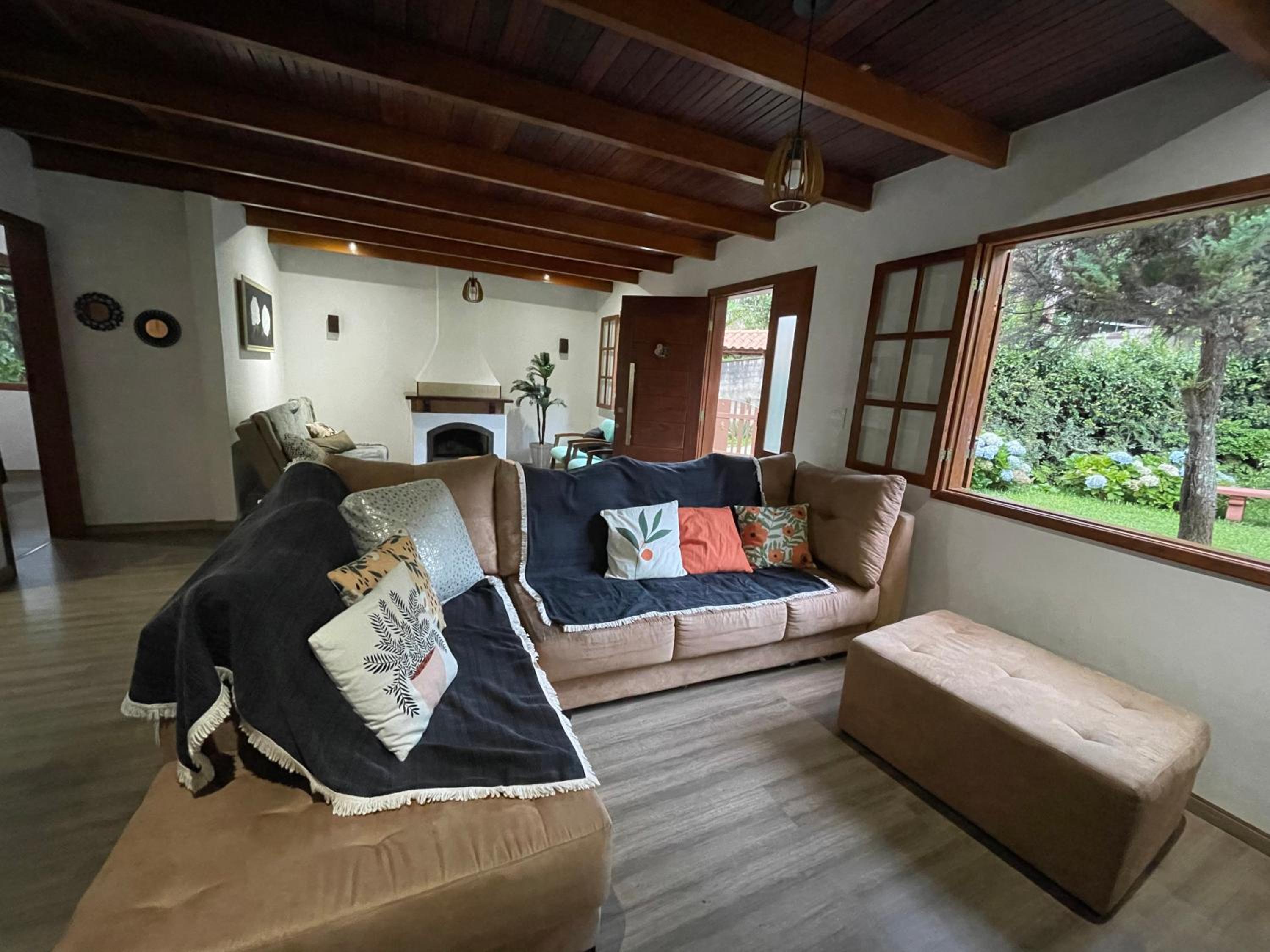 Confortável Chalet na Serra proximo ao Centro