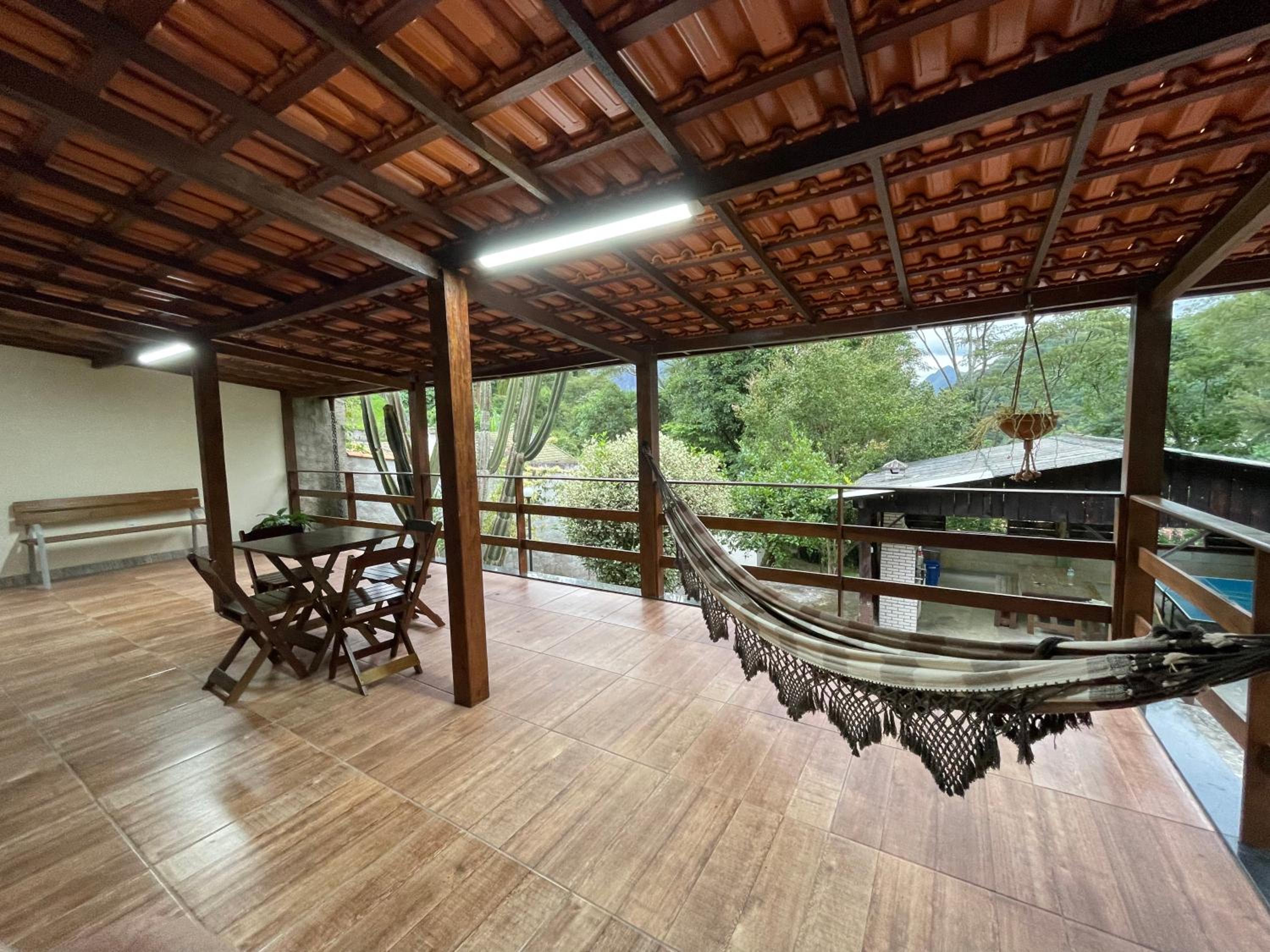Confortável Chalet na Serra proximo ao Centro