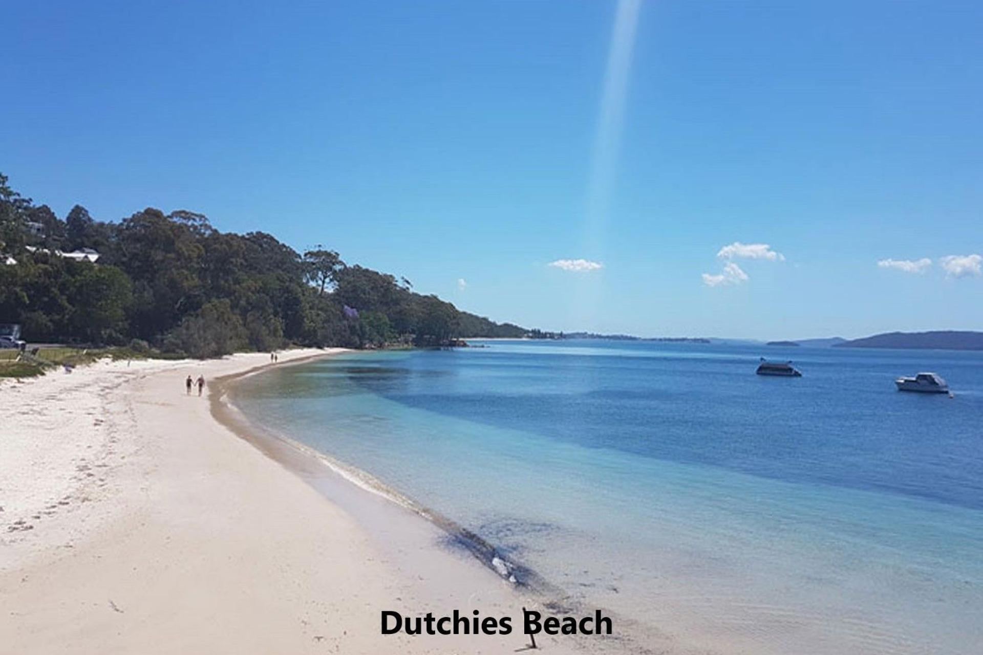 Dutchies By The Sea, 2 61 Christmas Bush Ave - Spectacular views, close to the beach, Wi-Fi