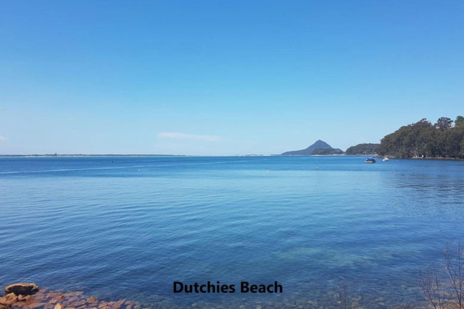 Dutchies By The Sea, 2 61 Christmas Bush Ave - Spectacular views, close to the beach, Wi-Fi