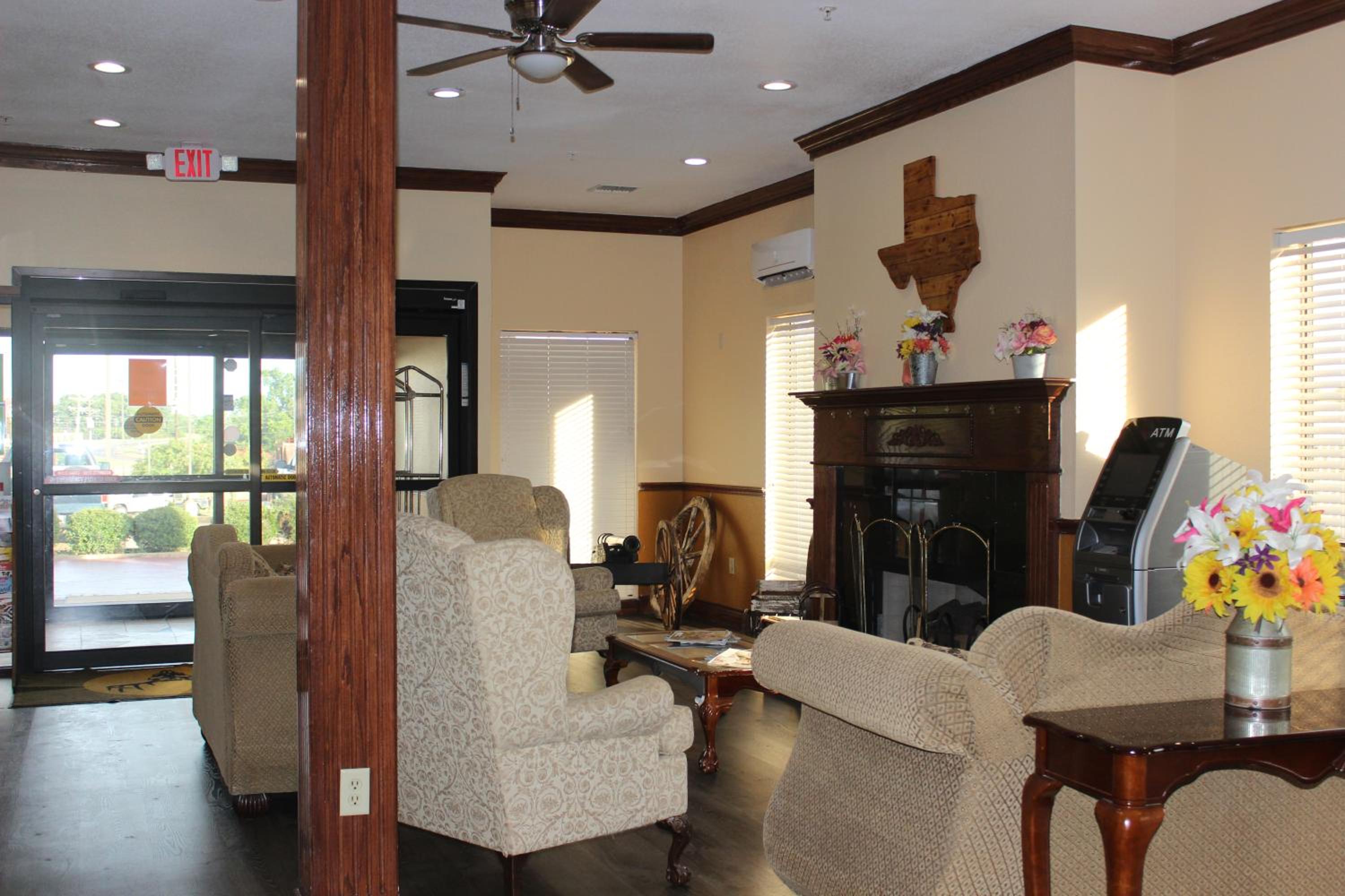 Jacksonville Vacations - Truckerz Inn - Property Image 9