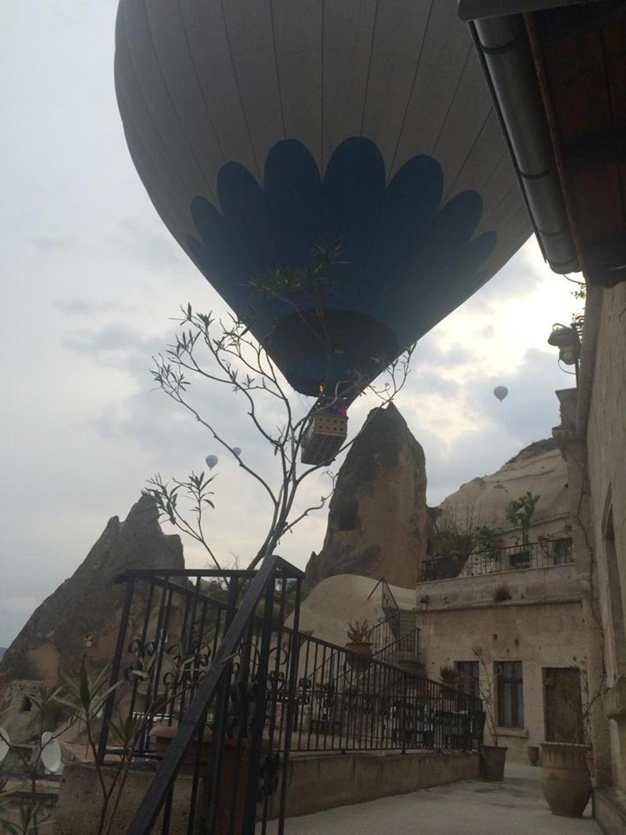 Local Cave House Hotel - Image 11