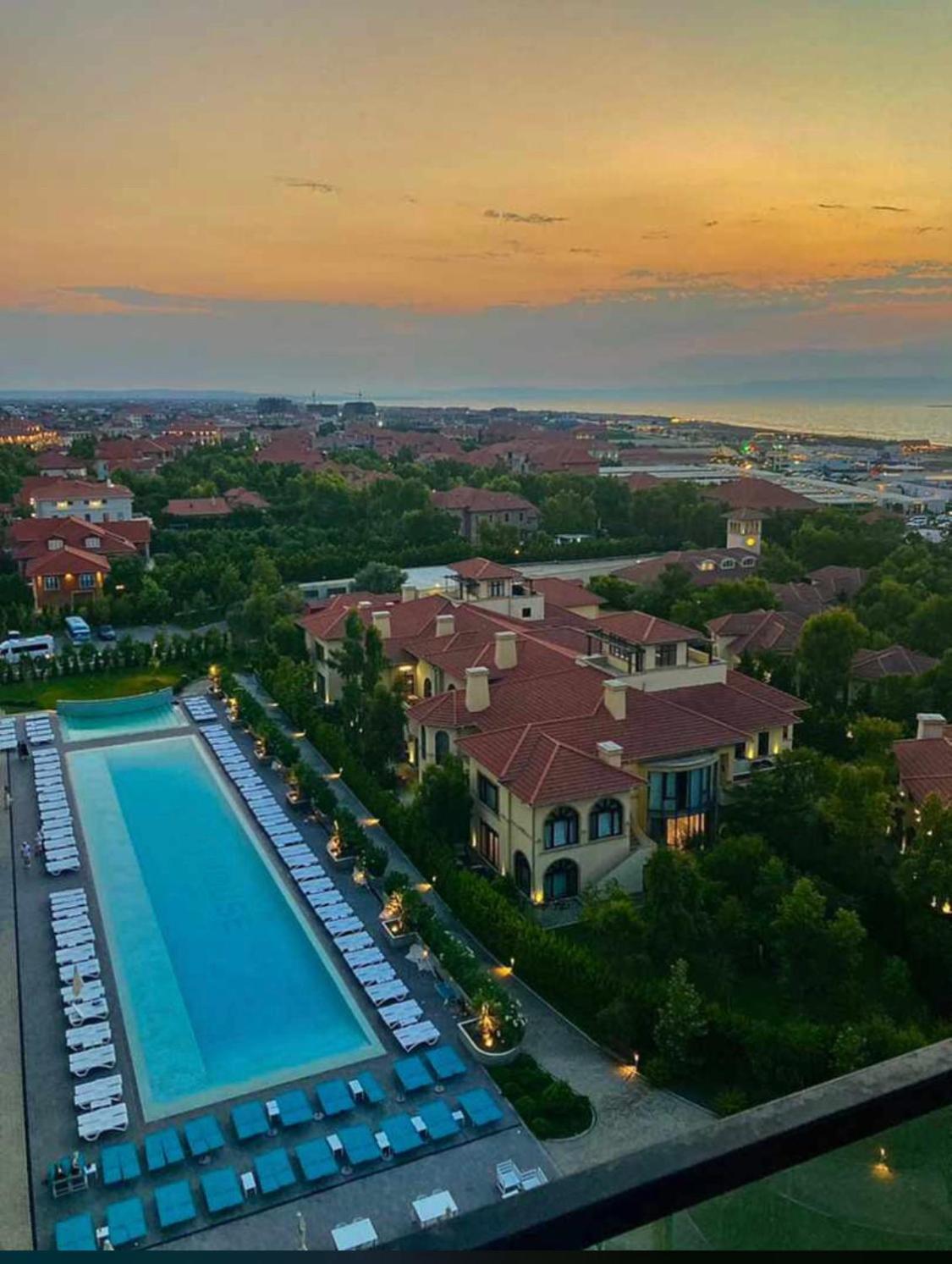 Baku, SEA BREEZE on the shores of the Caspian Sea