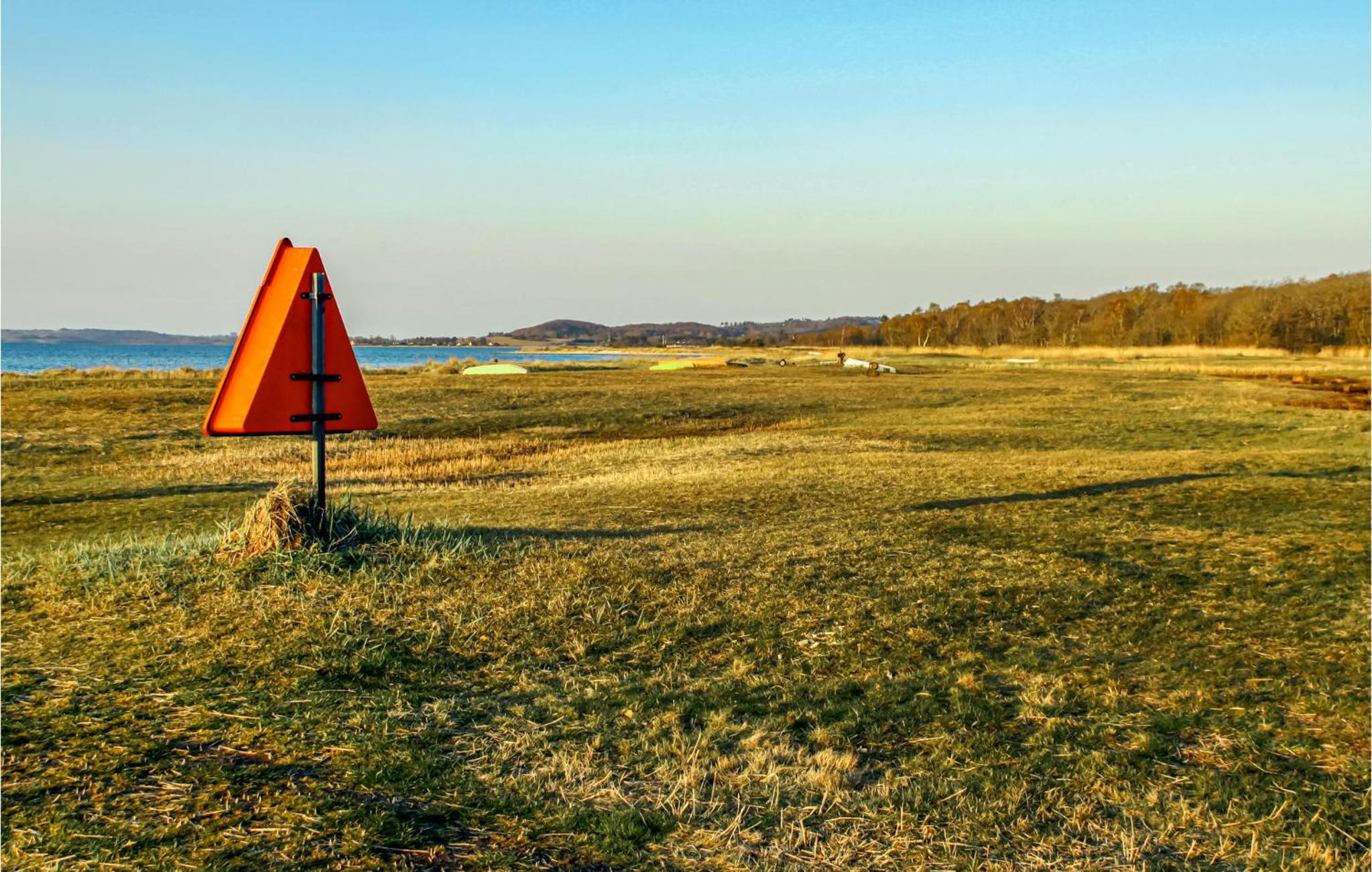 Cozy Home In Ebeltoft With Sauna