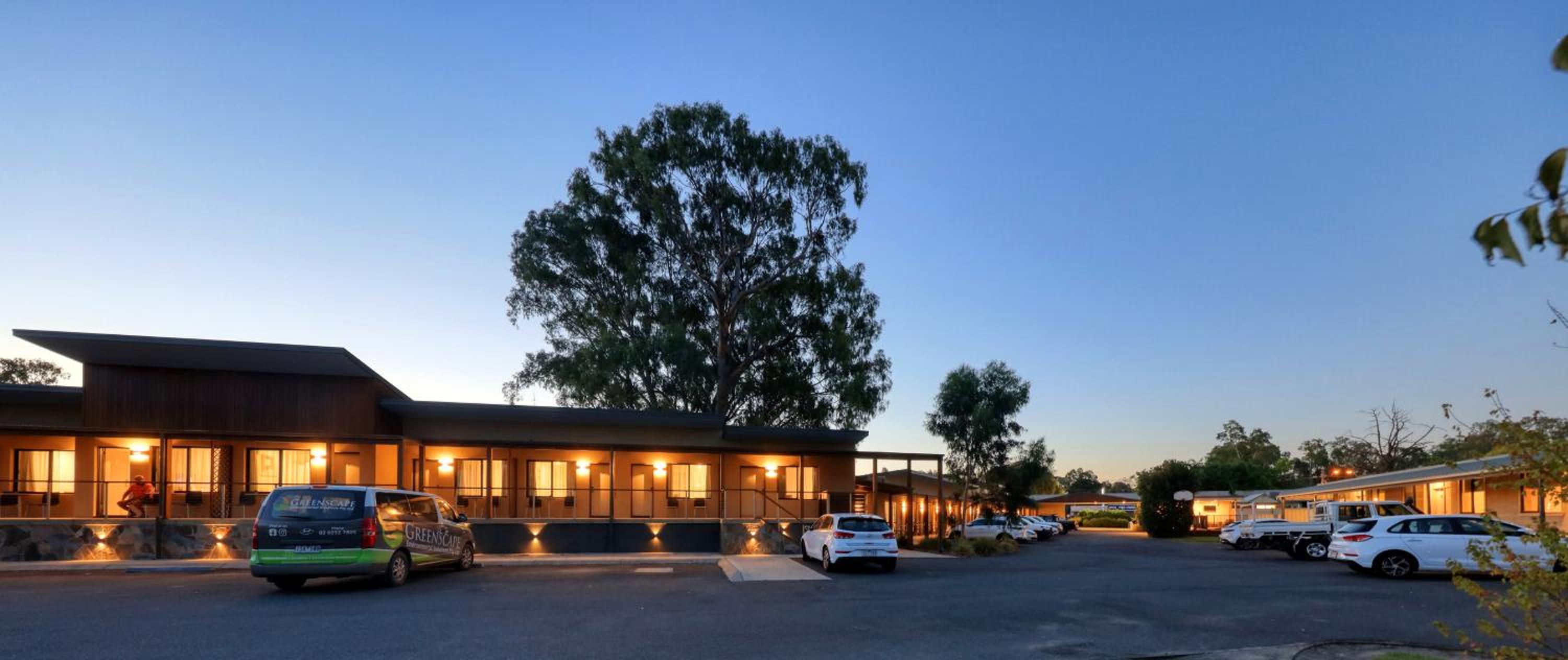 New Crossing Place Motel