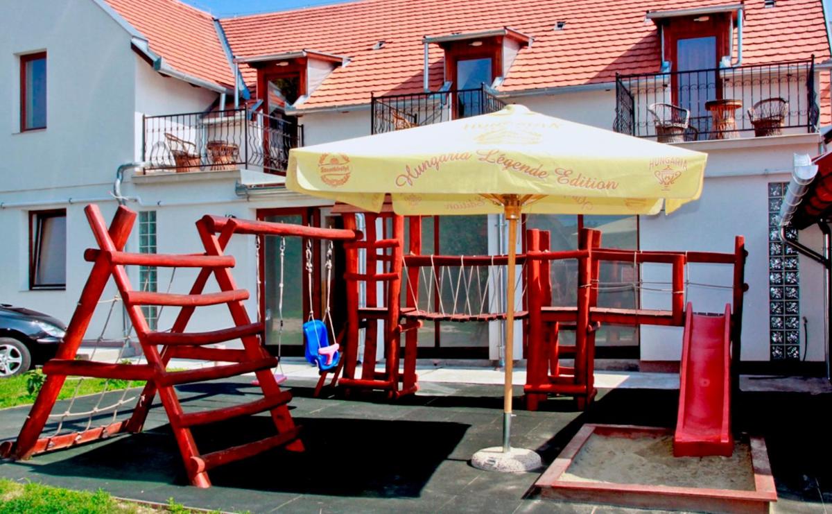 Polgár Panzió view 5