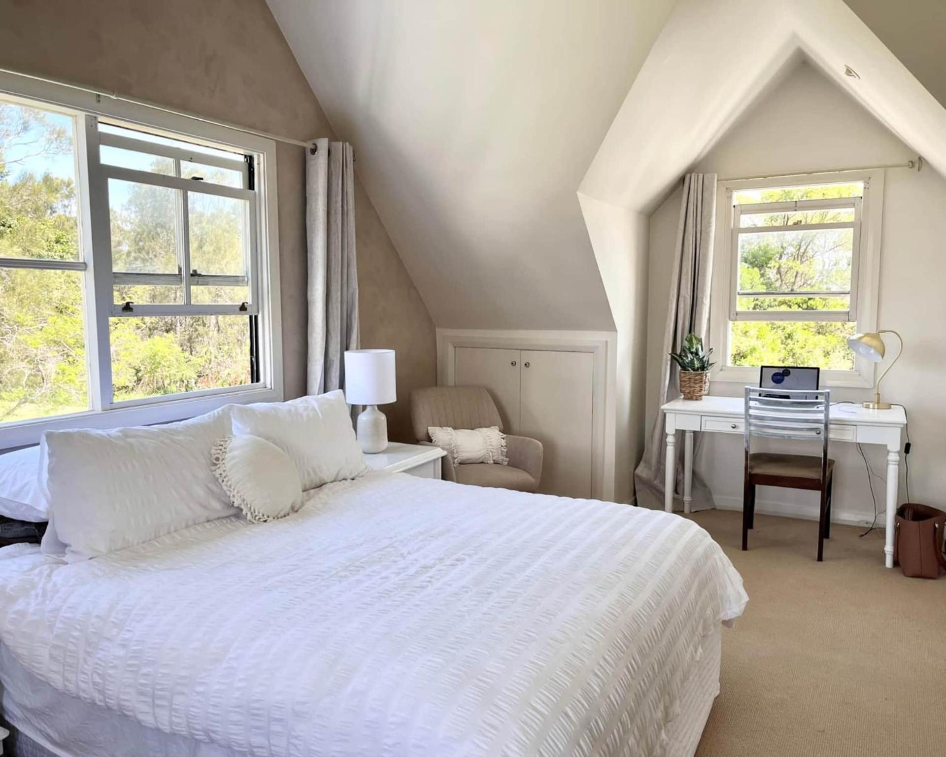 Blue Pearl - Old Bar Holiday Rentals