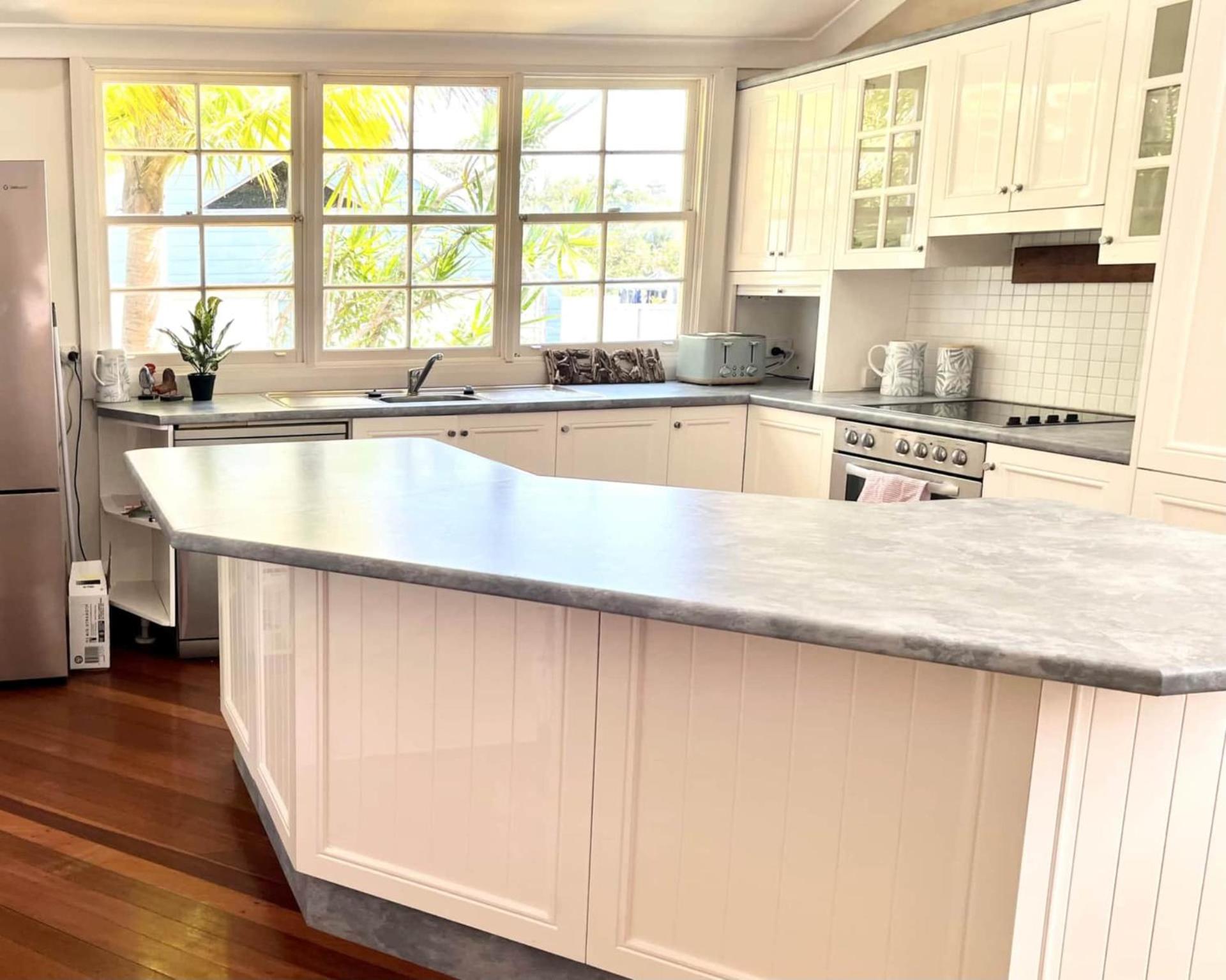 Blue Pearl - Old Bar Holiday Rentals