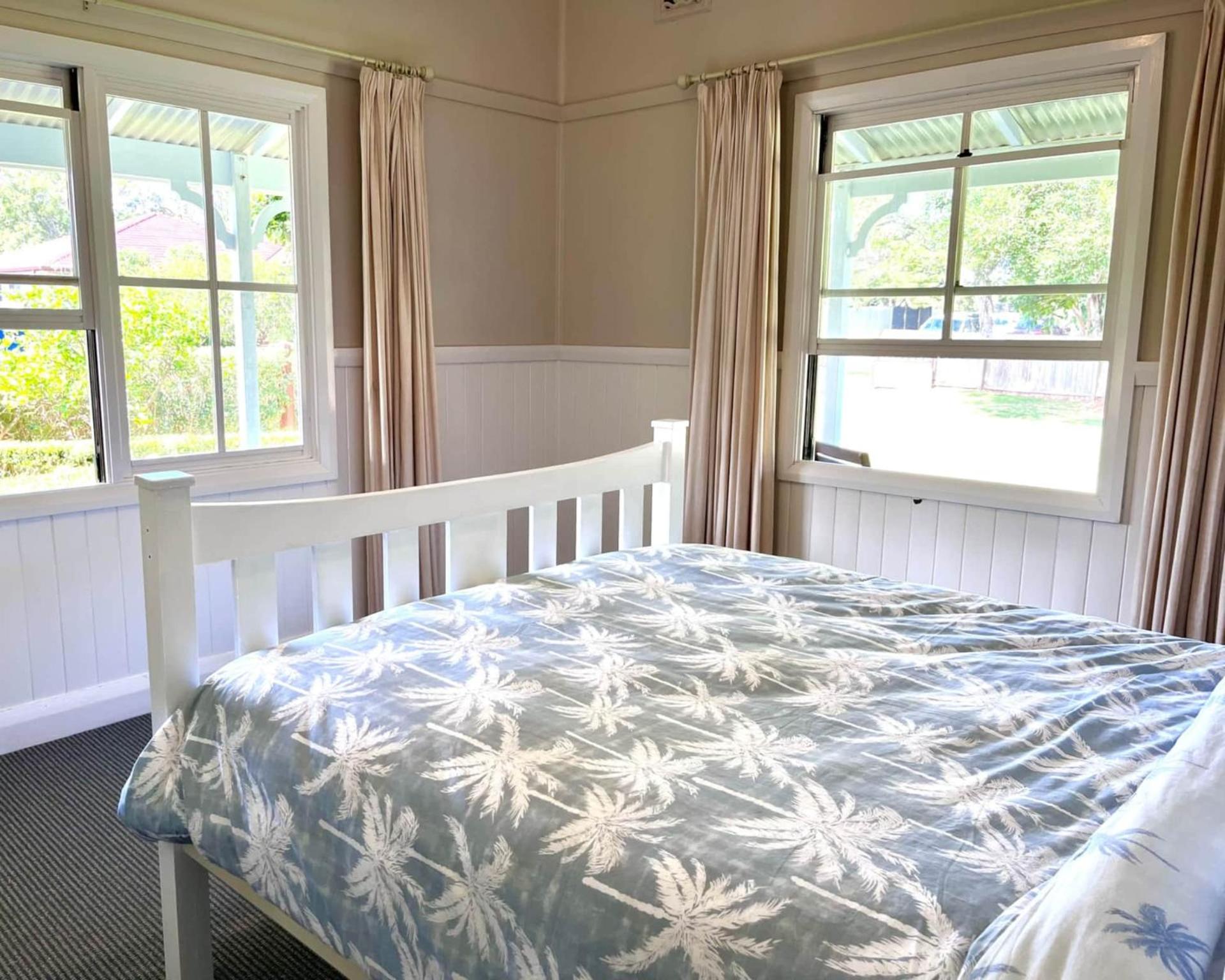 Blue Pearl - Old Bar Holiday Rentals