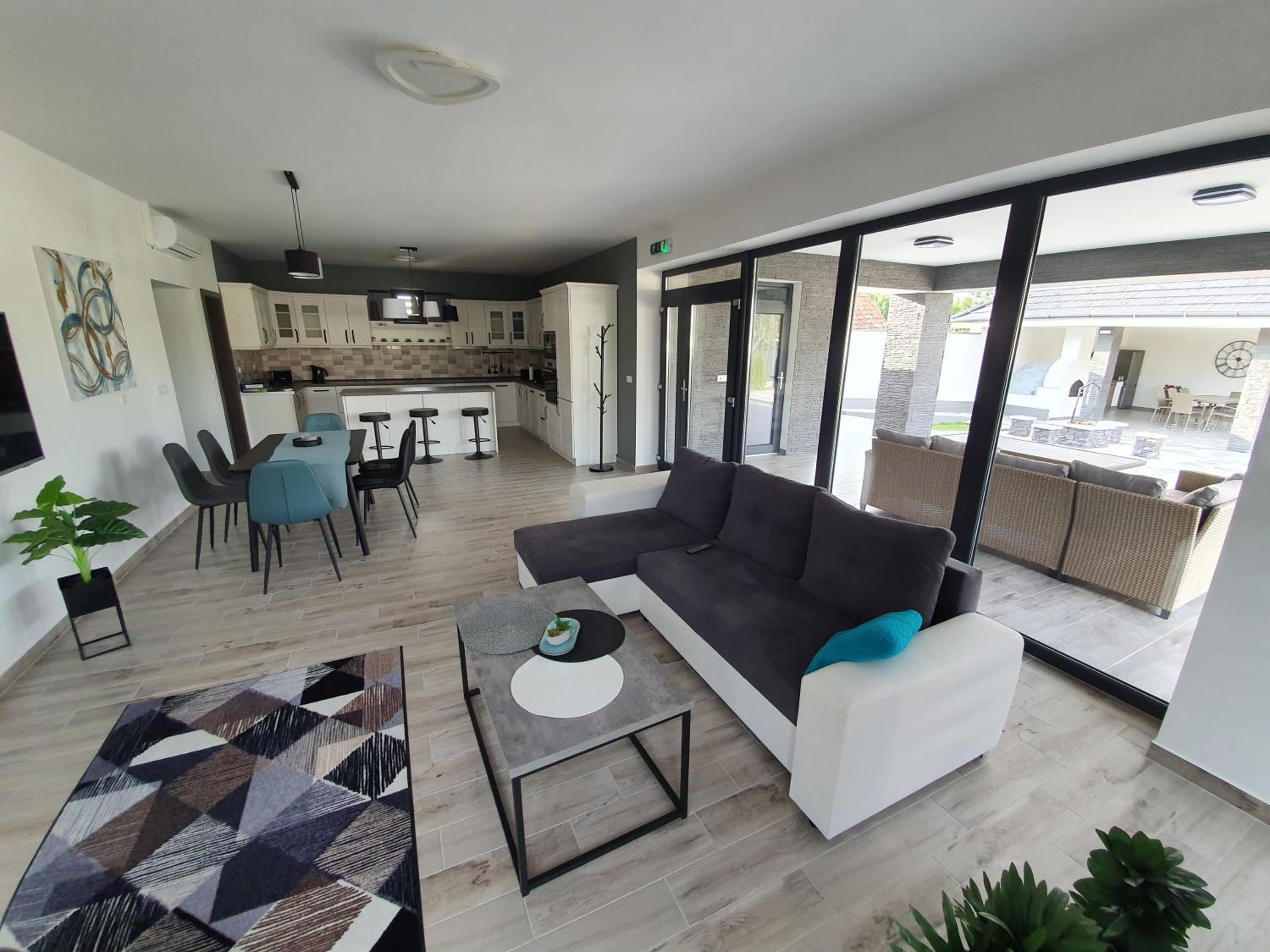 Solymos Apartmanház