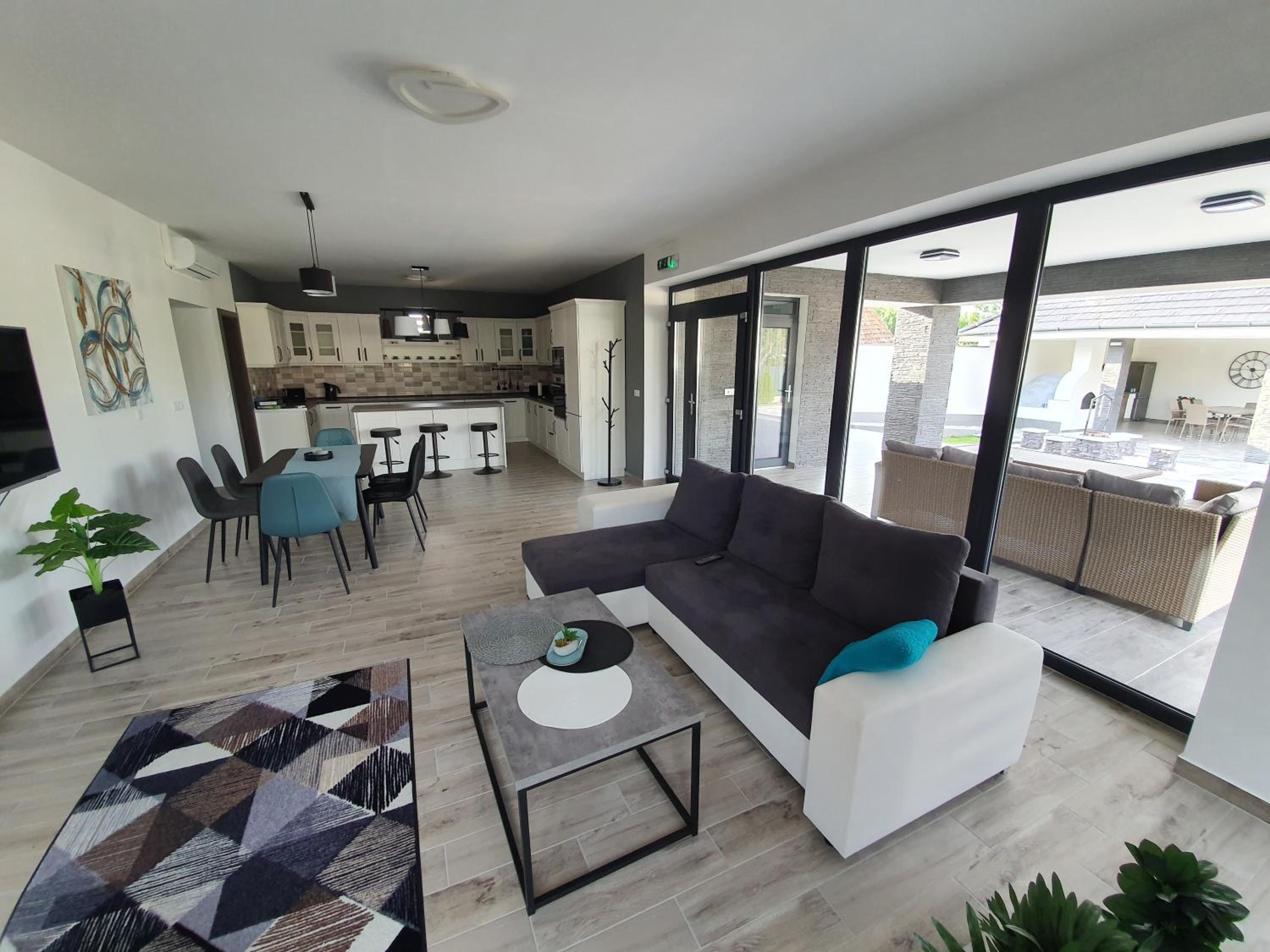 Solymos Apartmanház