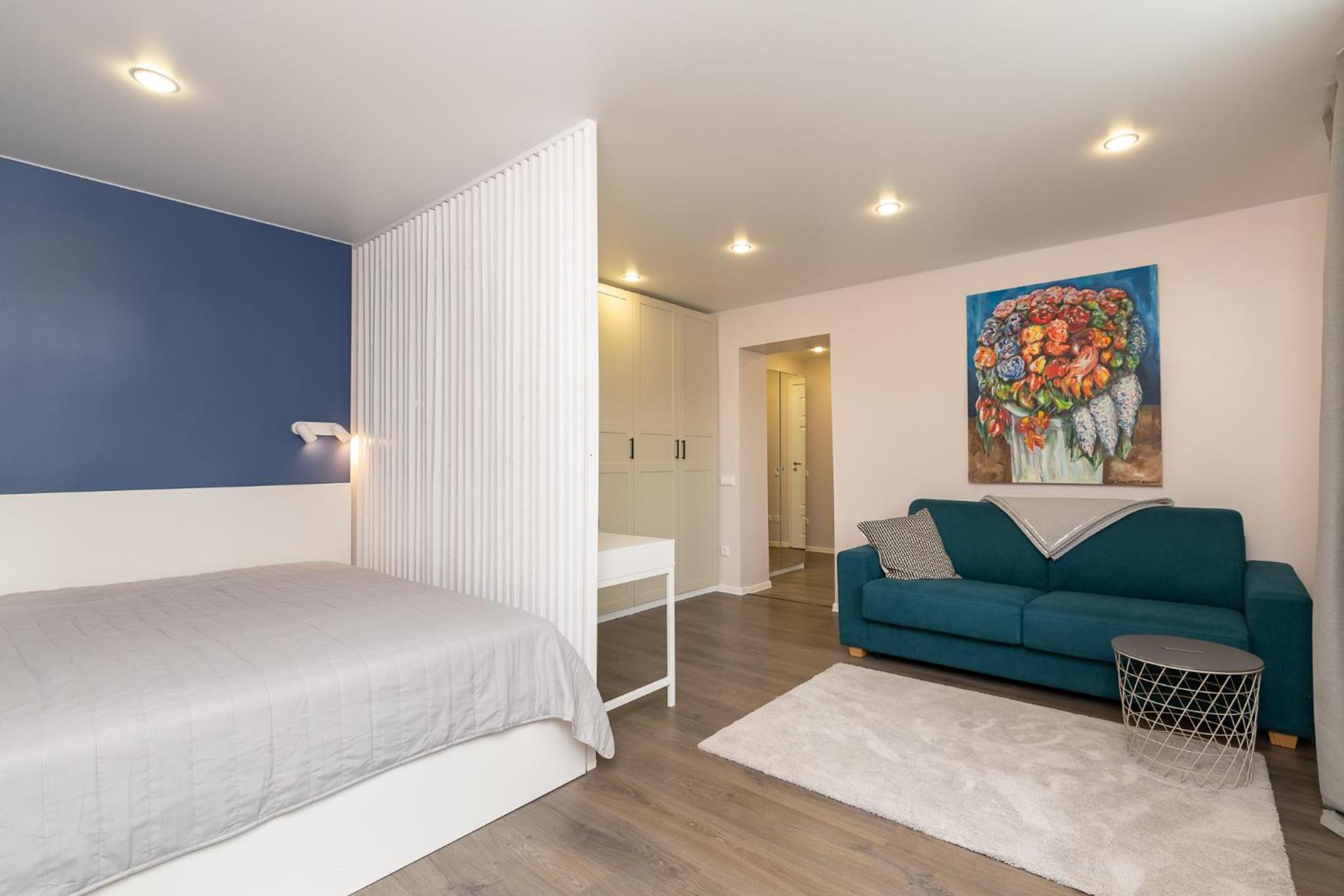 Cozy Stylish Studio Apartment with FREE Parking by Centralapartments