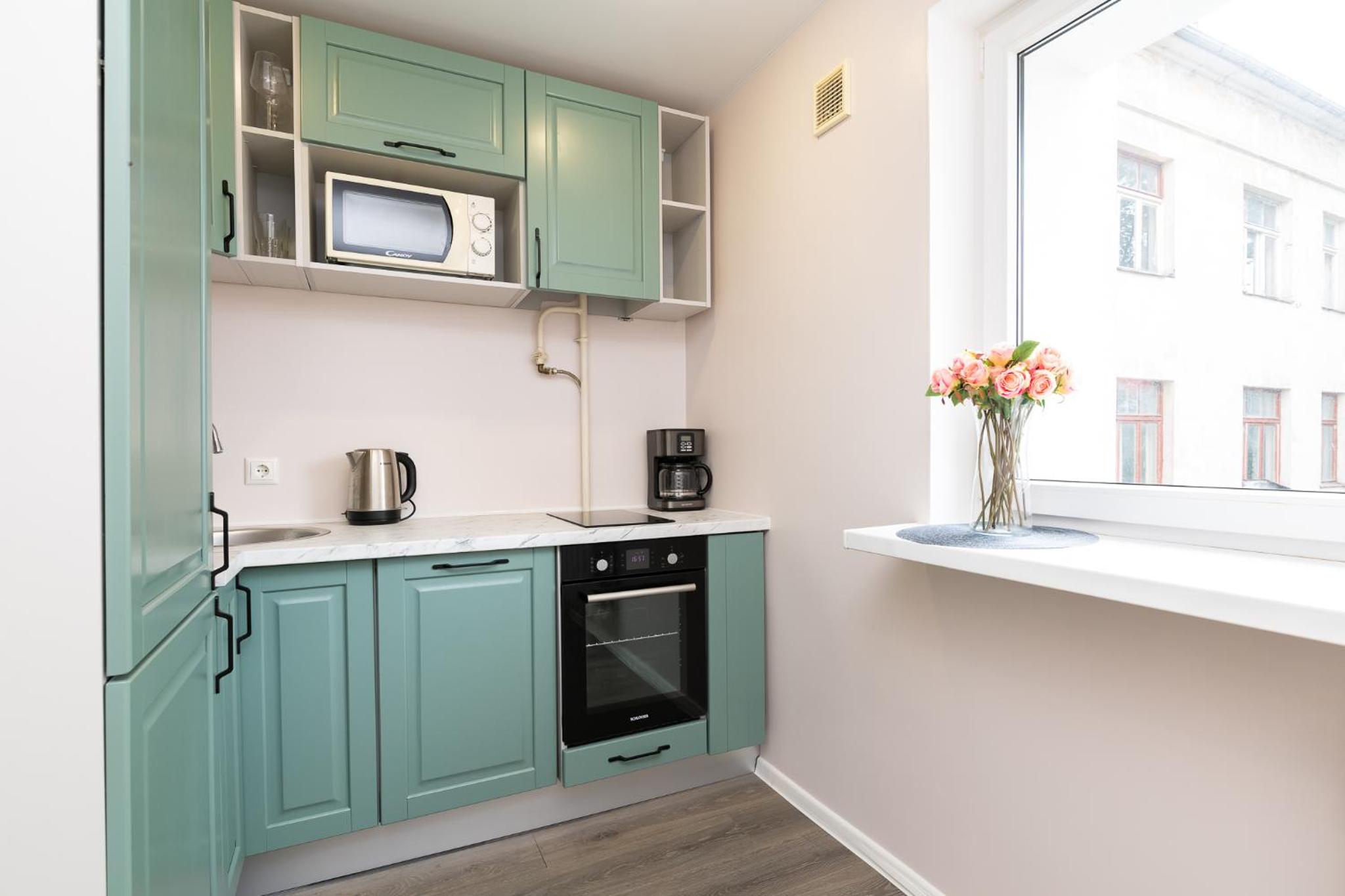 Cozy Stylish Studio Apartment with FREE Parking by Centralapartments
