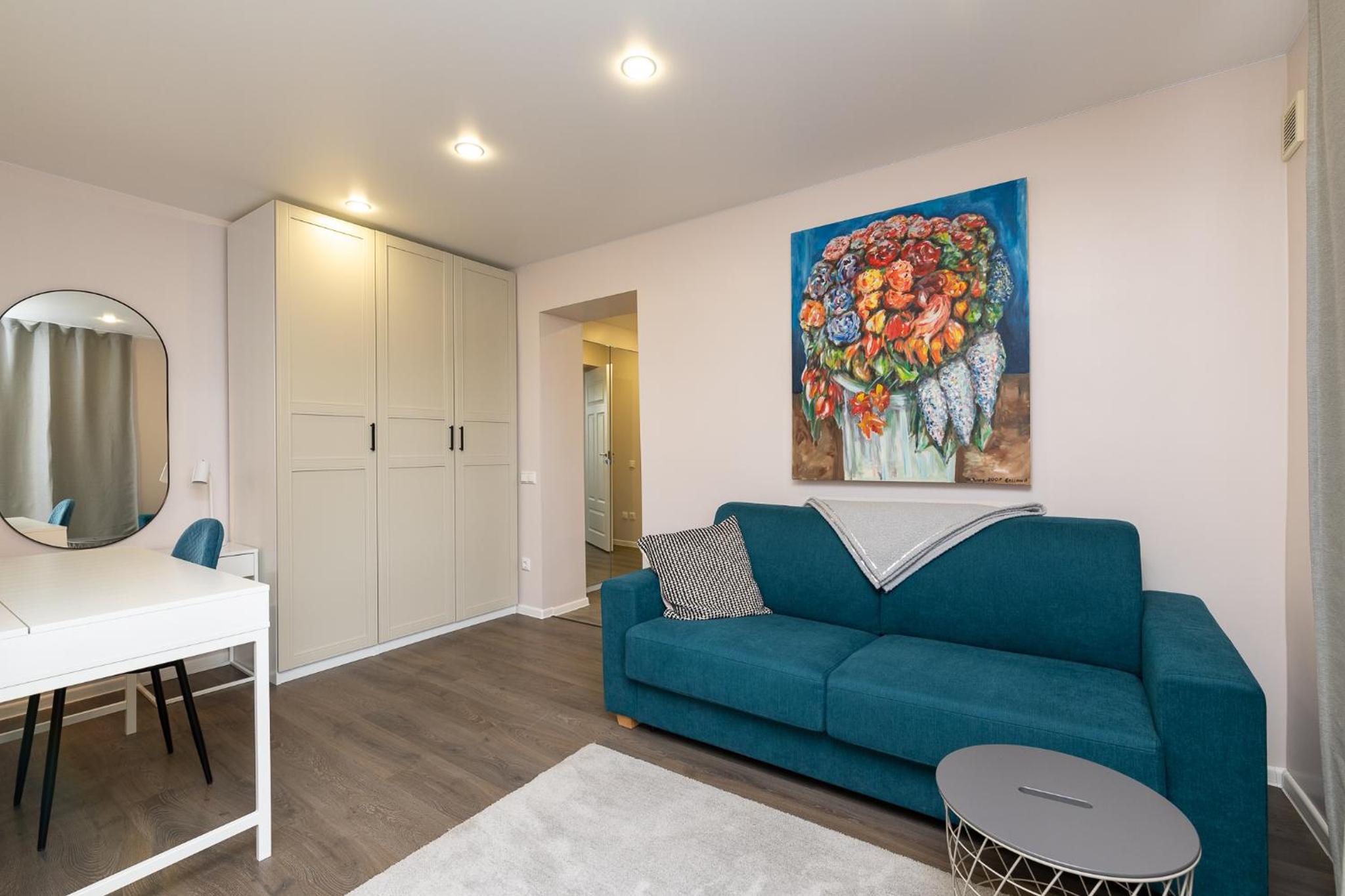 Cozy Stylish Studio Apartment with FREE Parking by Centralapartments