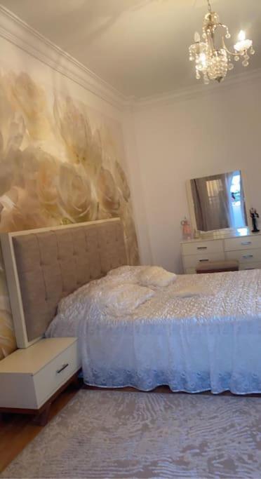 Outstanding Two bedroom Apartment view 5