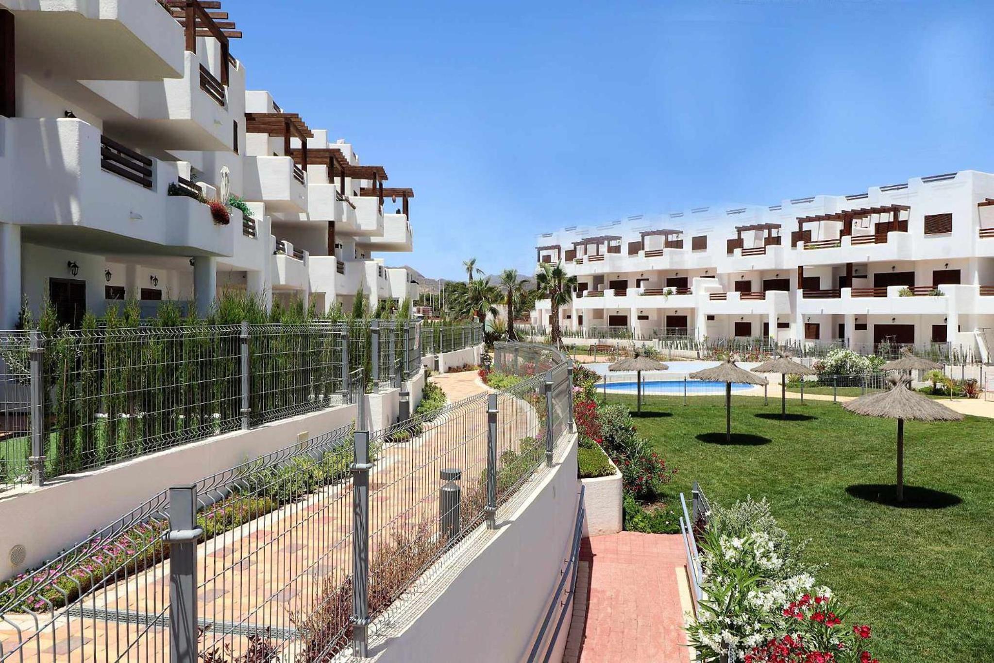 Casa Bienvenidos apartamento con balcon y piscina