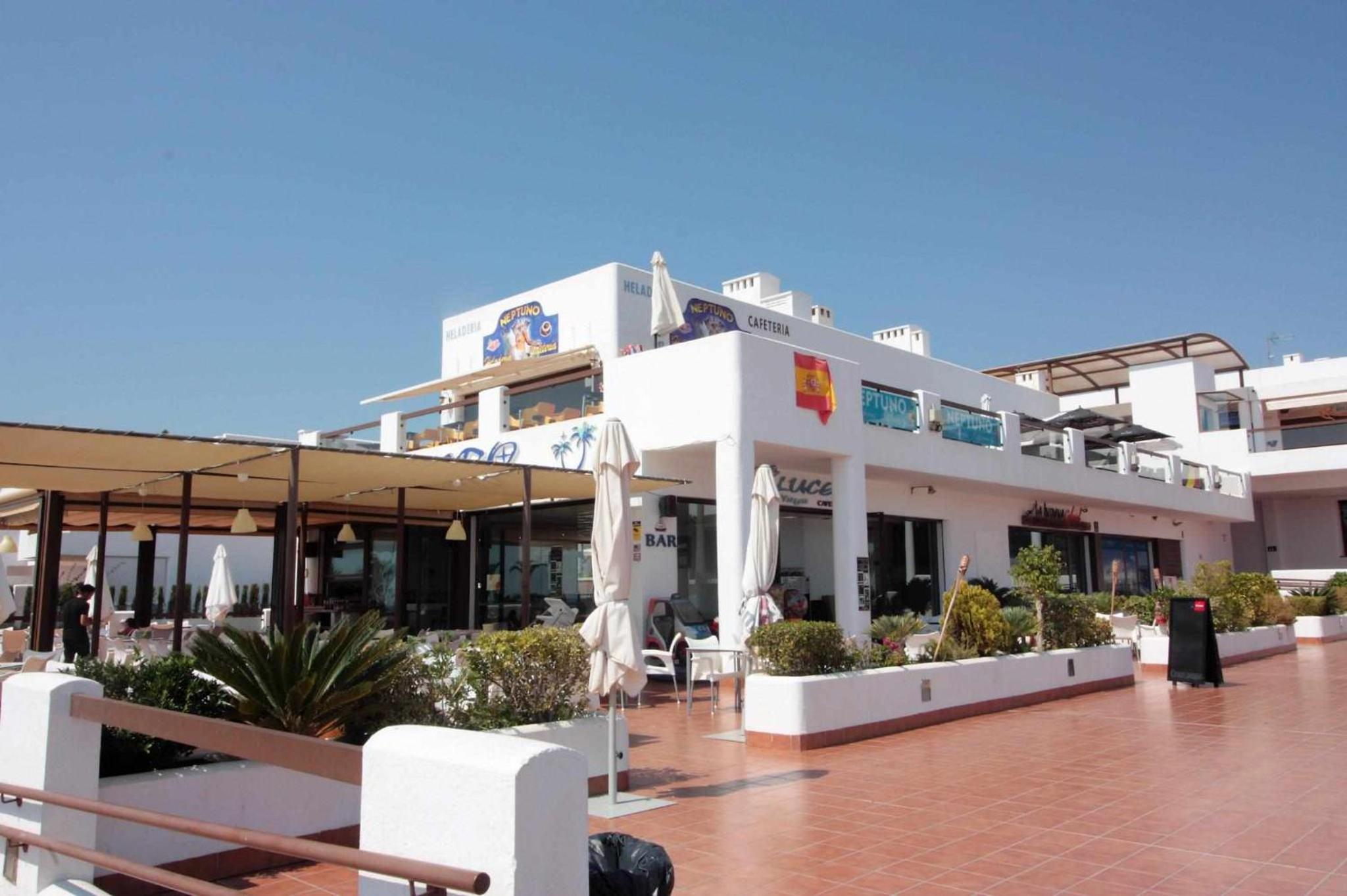 Casa Bienvenidos apartamento con balcon y piscina