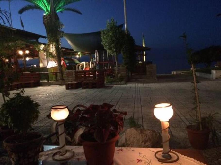 MangoSeaview Home