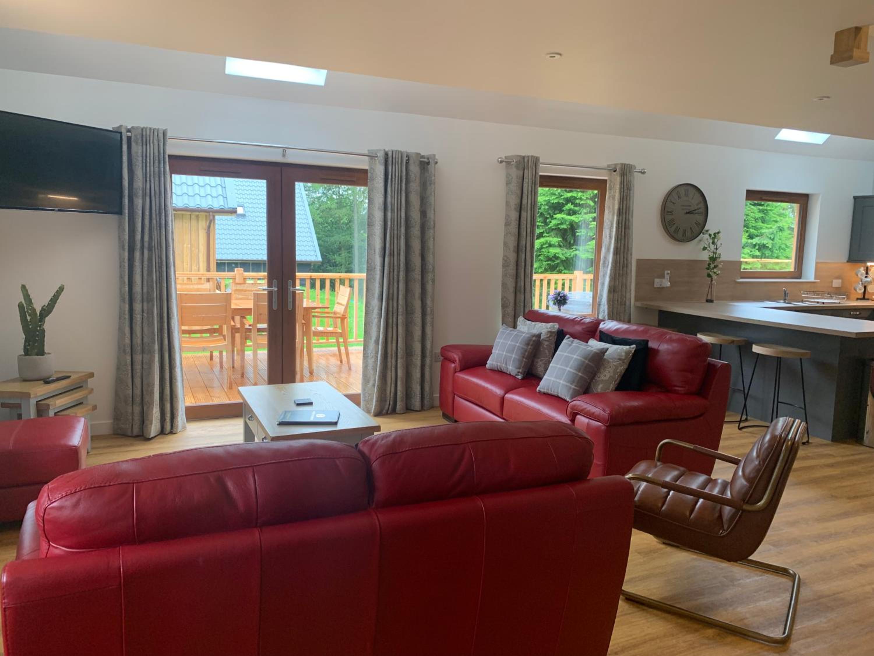 Lord Galloway 37 with Hot Tub view 4