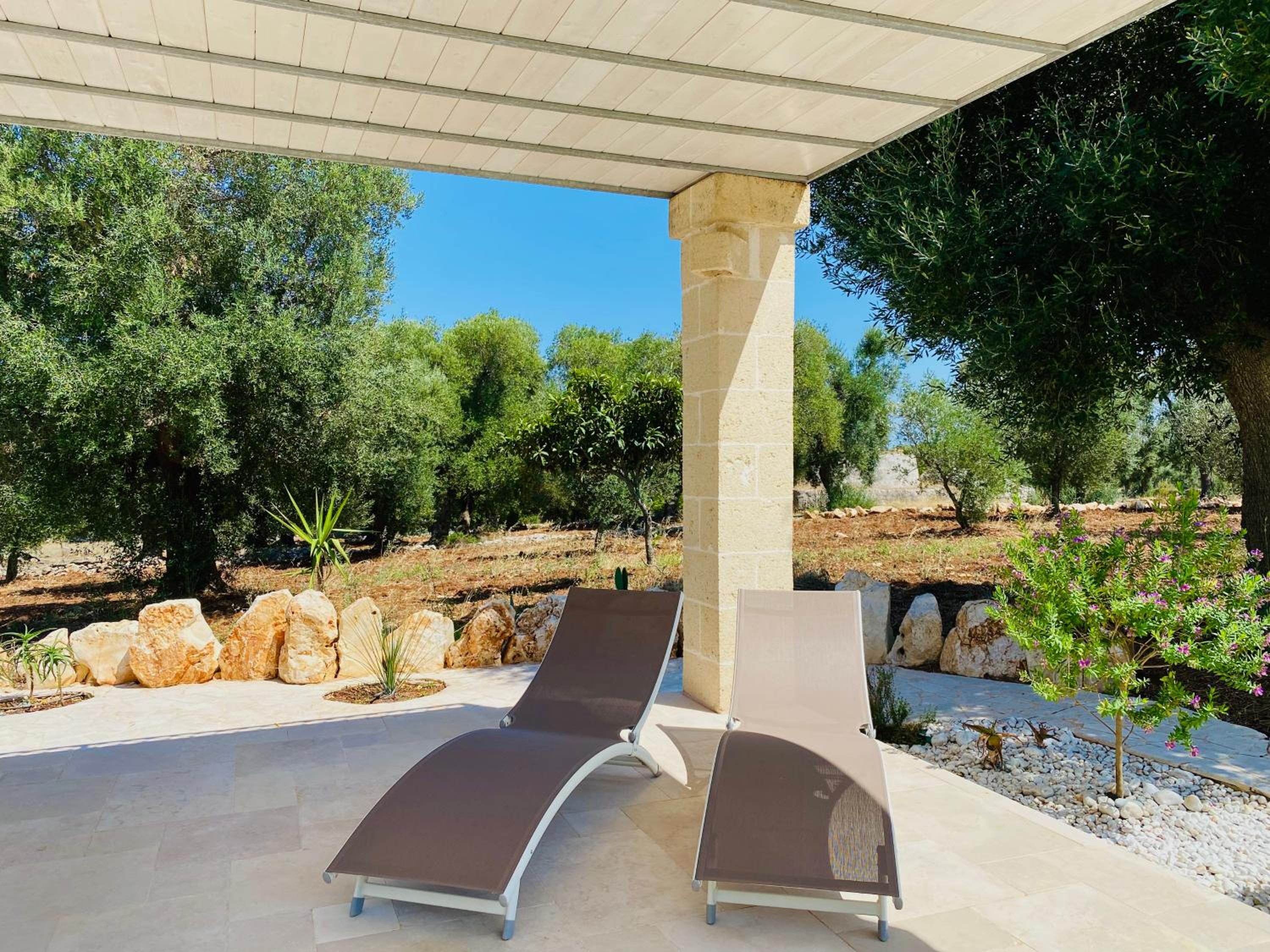 NEW SHEPHERD HOUSE, CAROVIGNO, 2 Adults + 1 child view 4