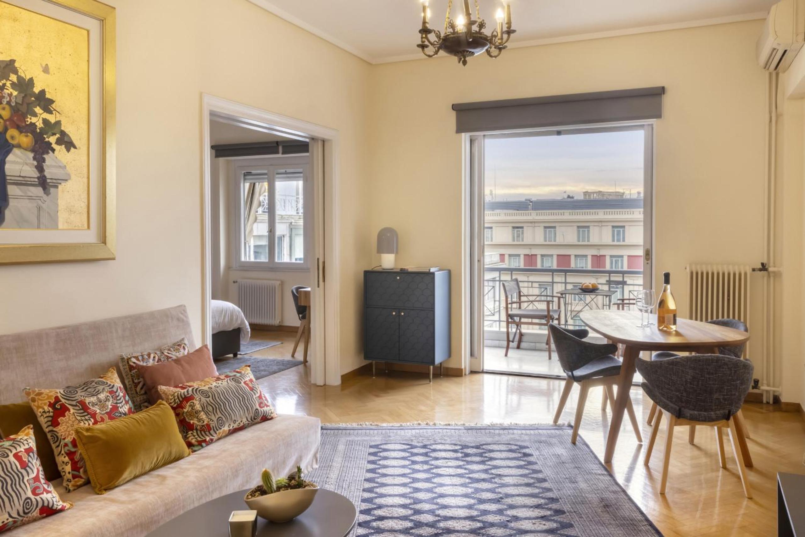 Valaoritou 6os - An aristocratic 1 BR in the hear