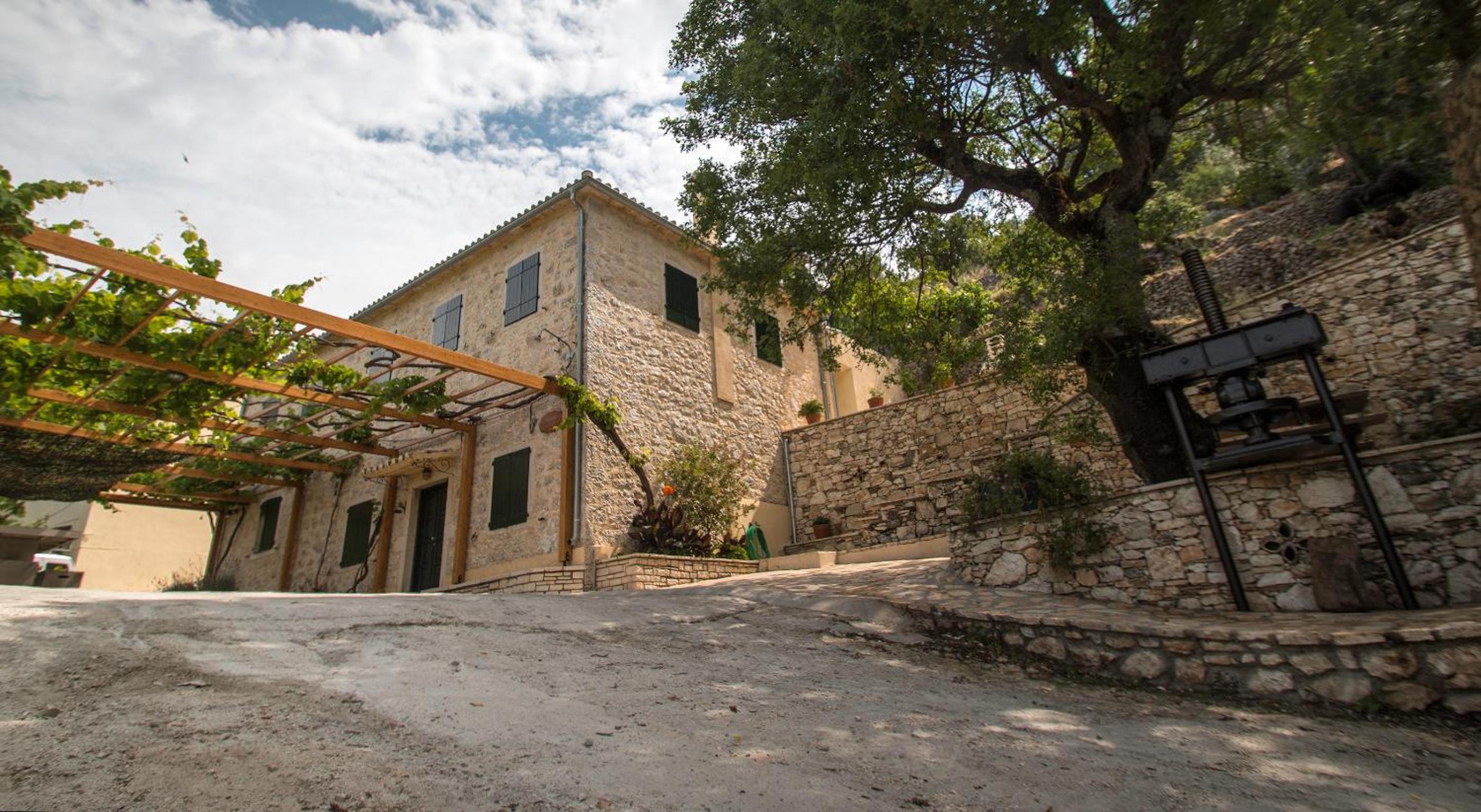 Castelli Cottage