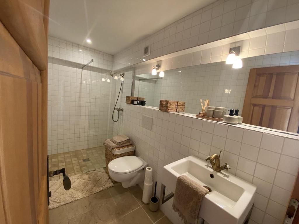 Photo 28
