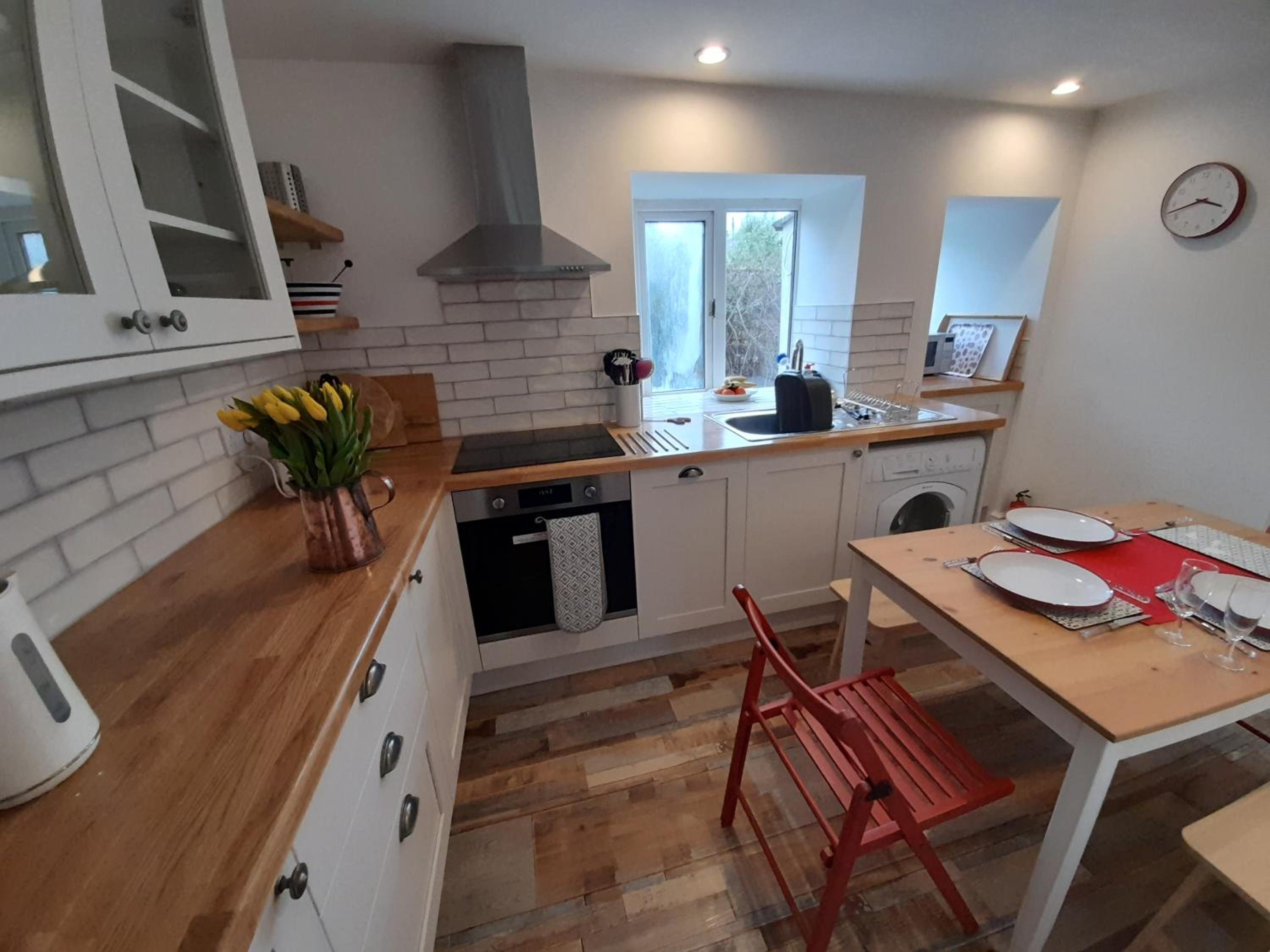 3 Lymbrook Cottage