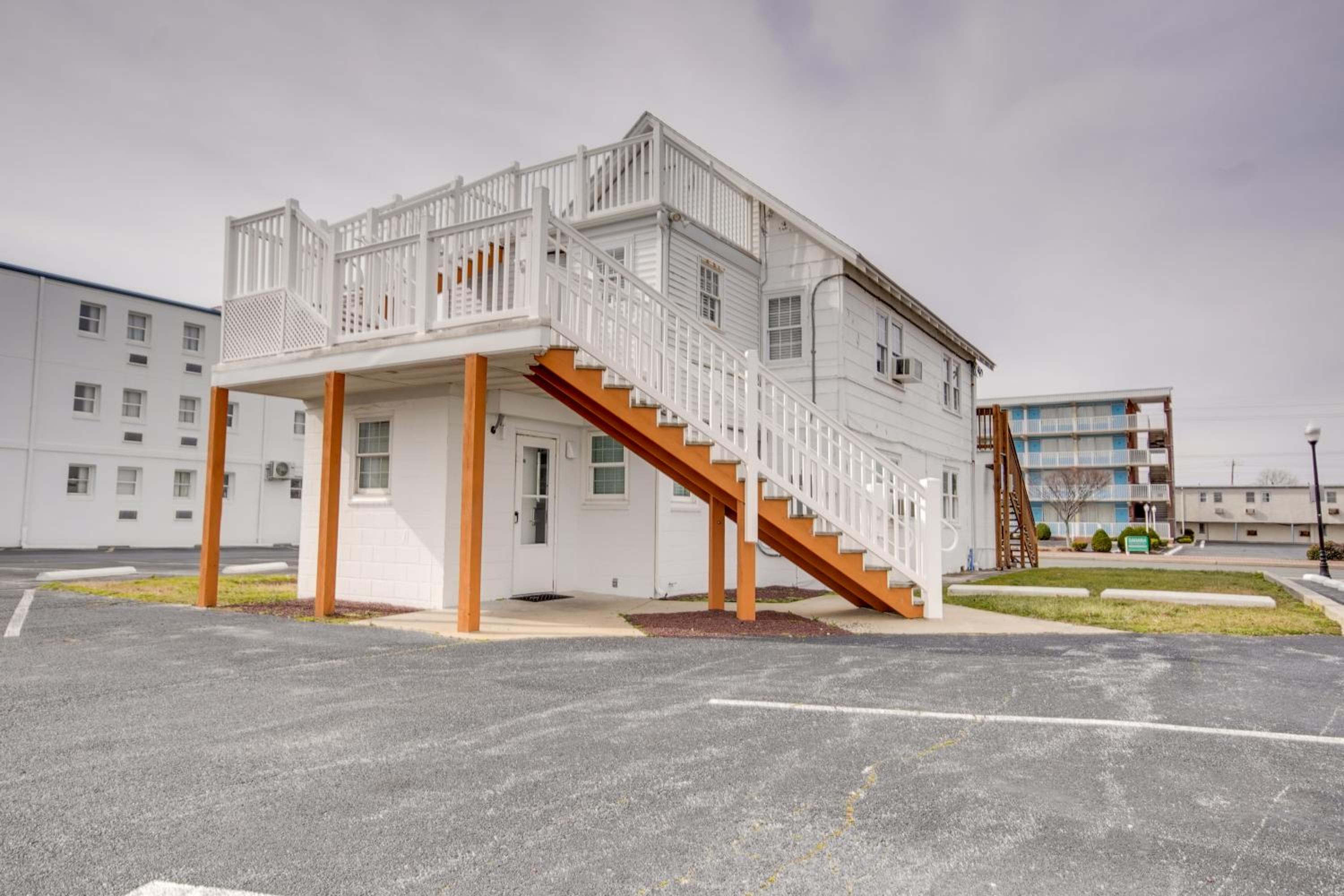 Empress Motel view 2
