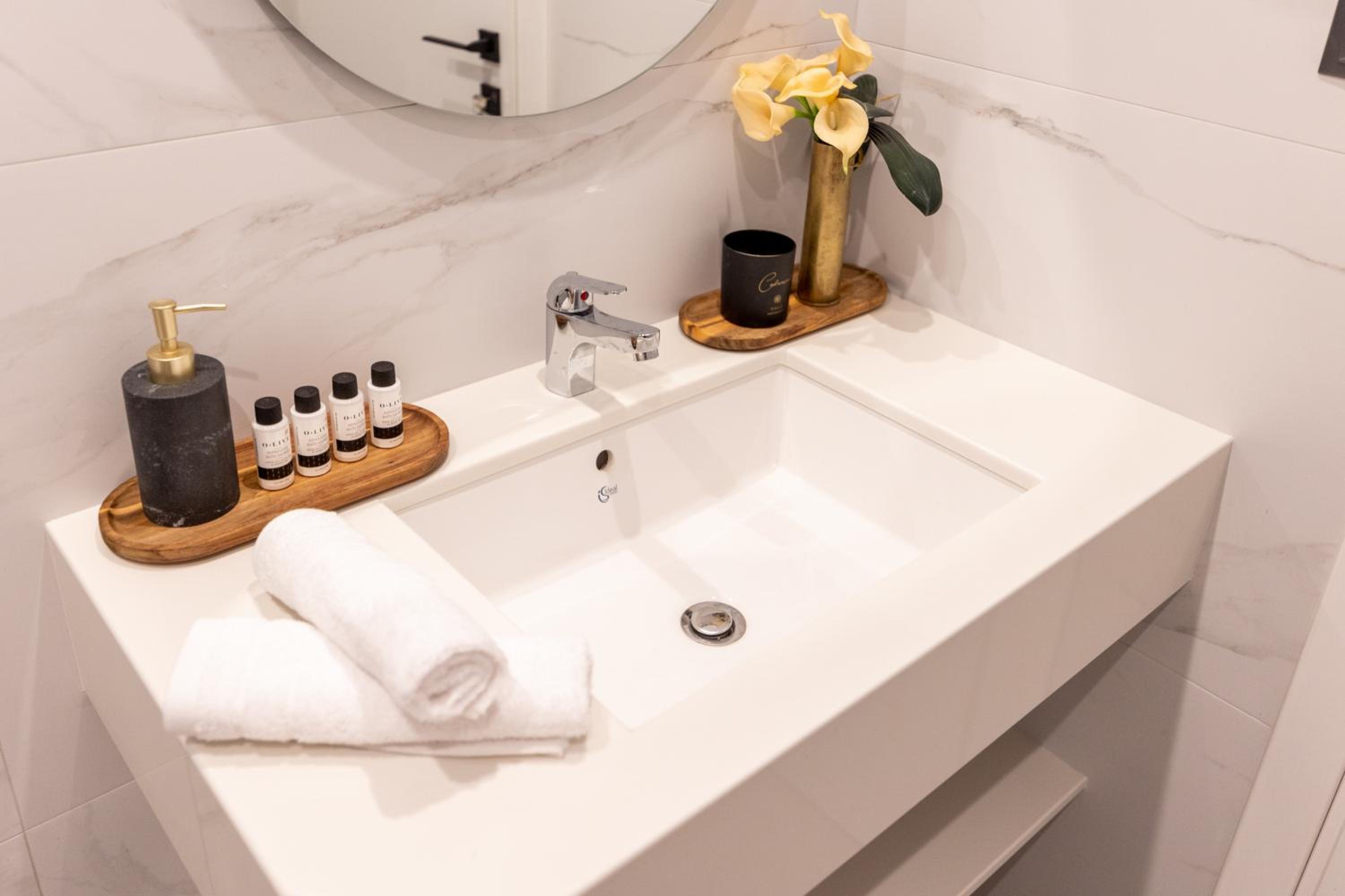 Kaleo Chios Luxury Apartments