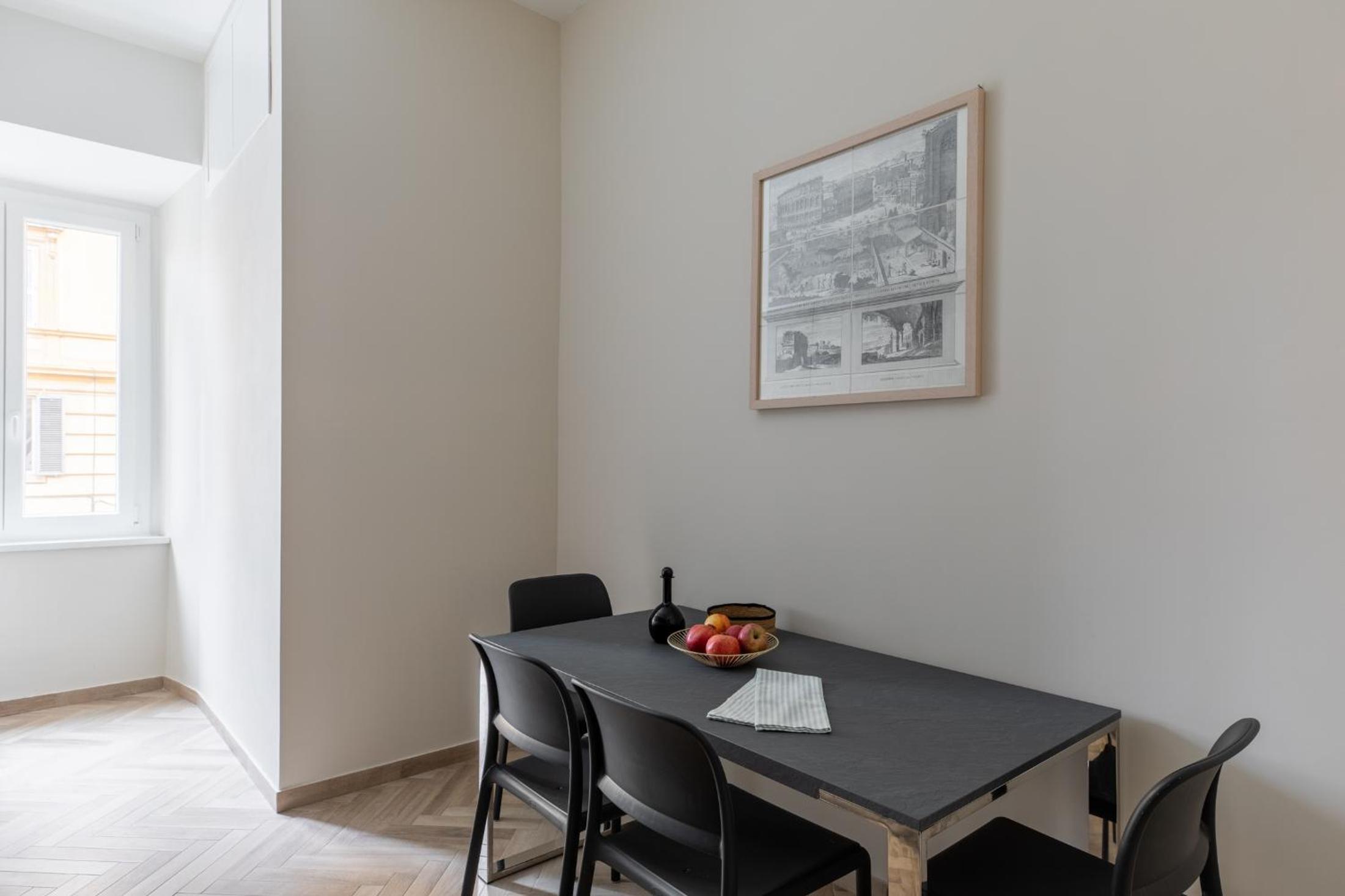 iFlat Vatican Elegant Apartment