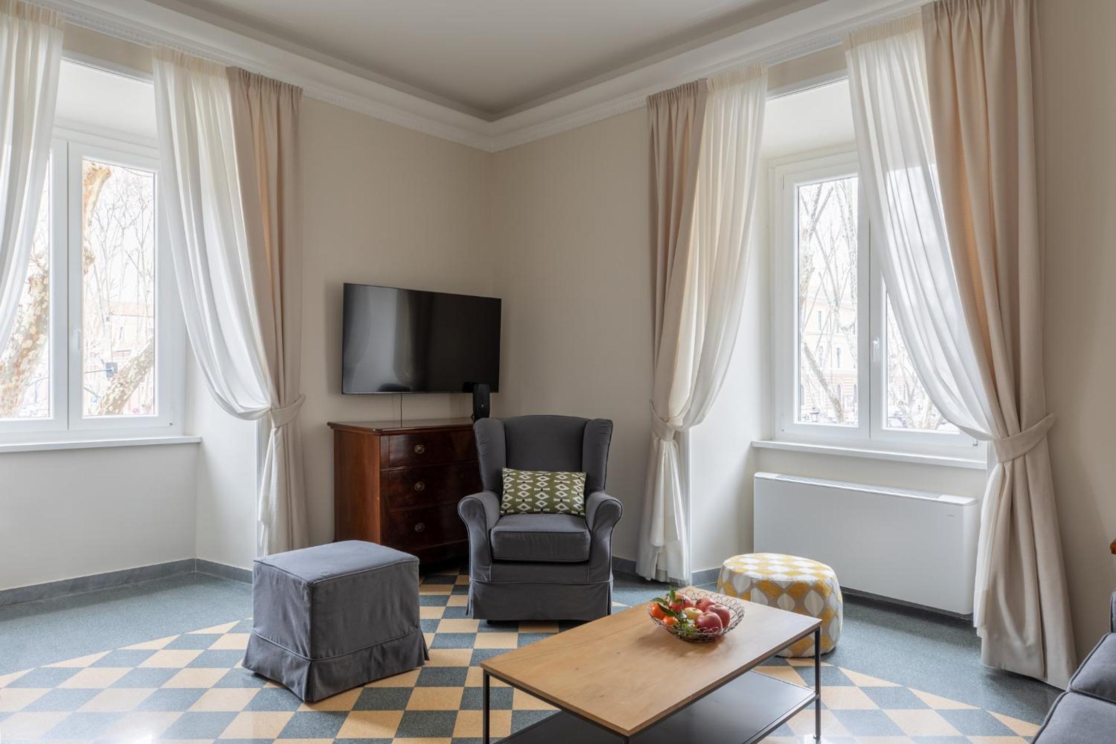 iFlat Vatican Elegant Apartment