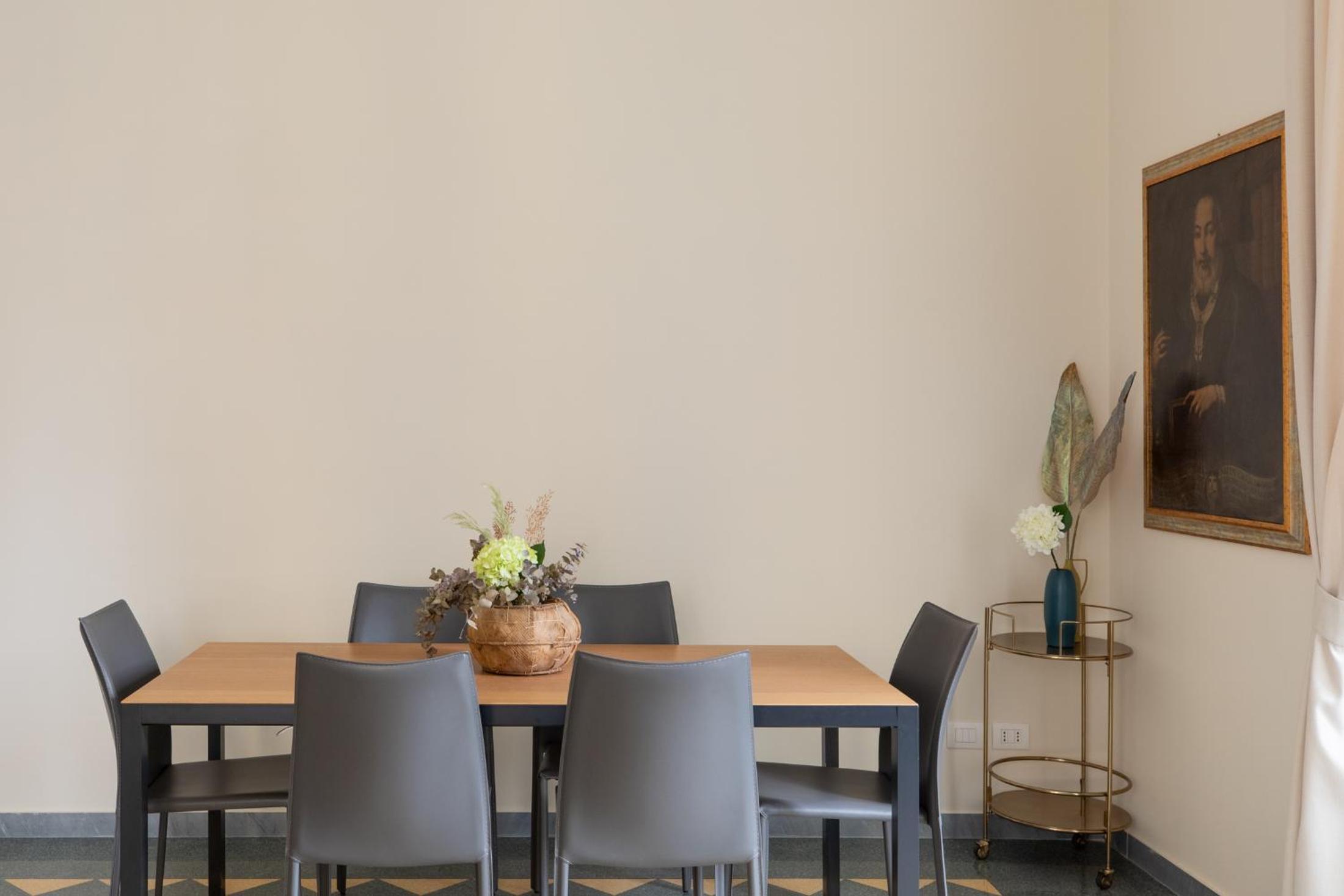 iFlat Vatican Elegant Apartment